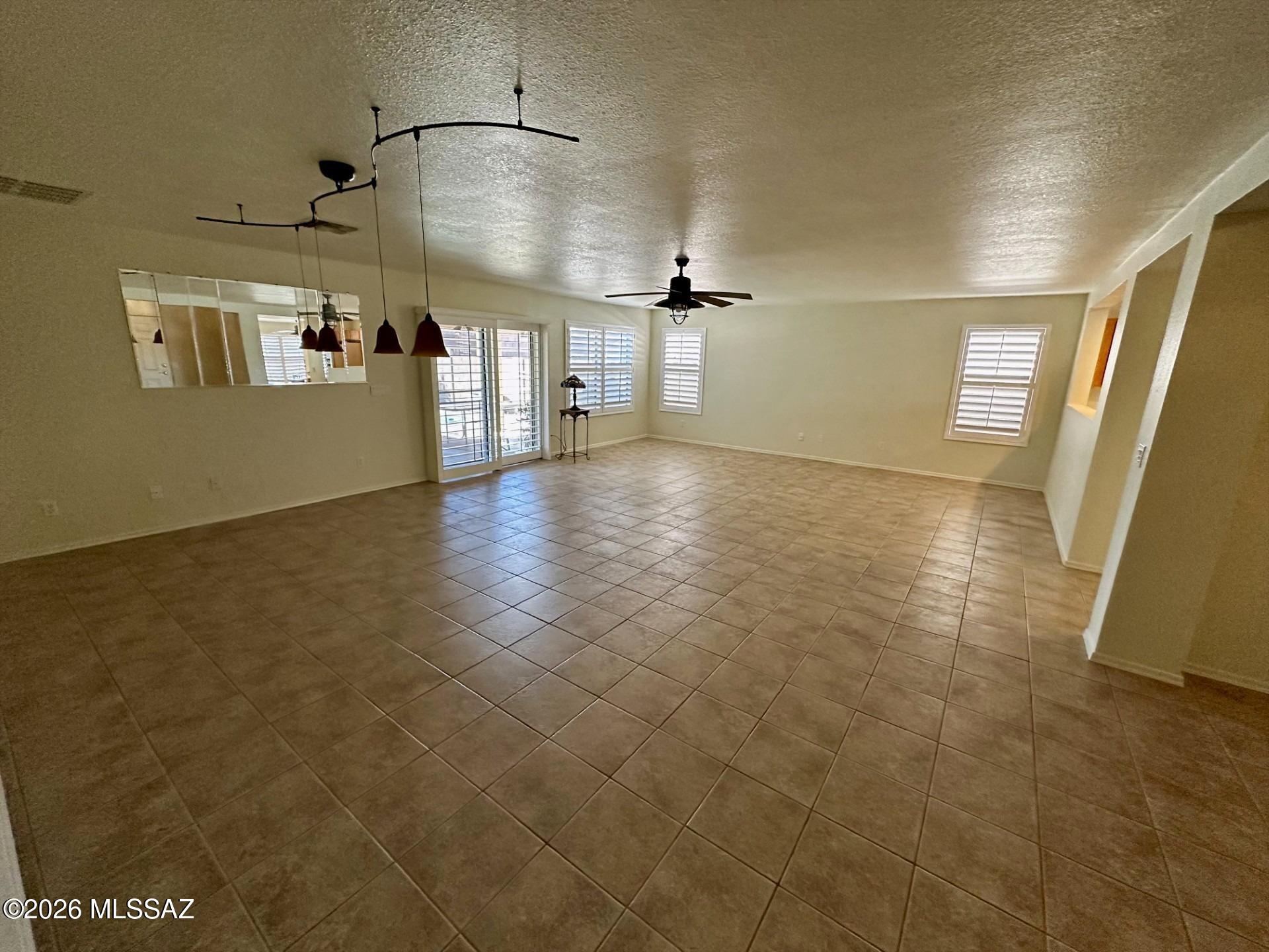 Rancho Del Lago (1-100) - Residential