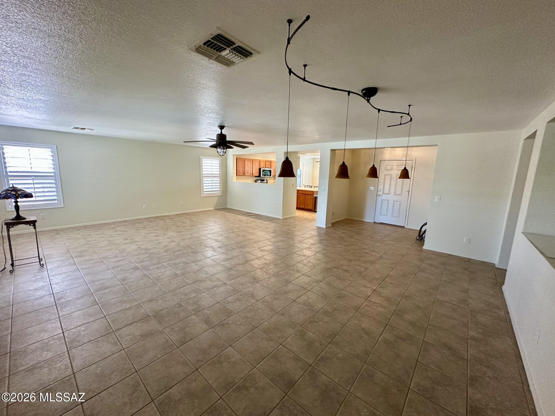 Rancho Del Lago (1-100) - Residential