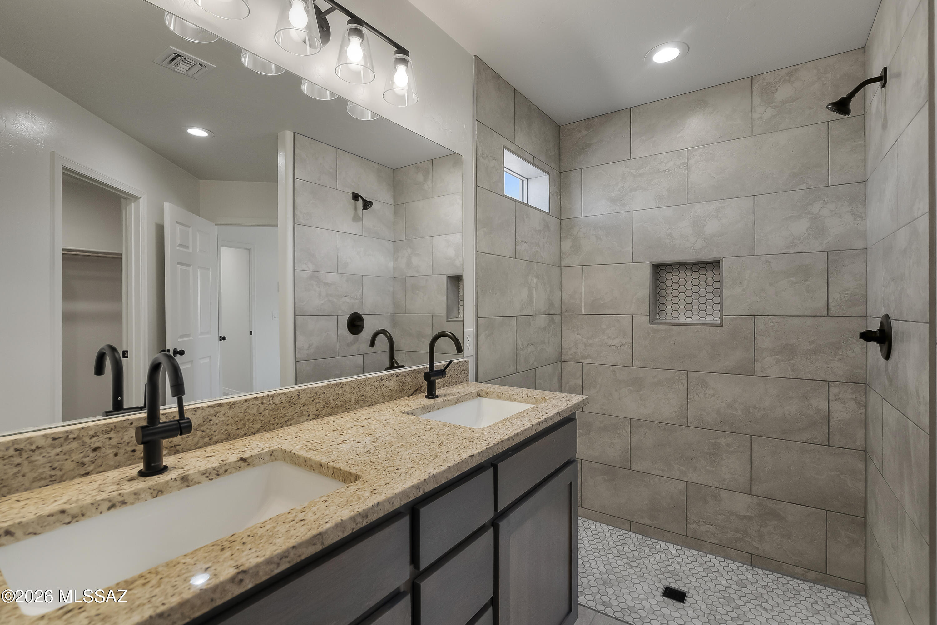 Rio Rico Ranchettes 18 - Residential