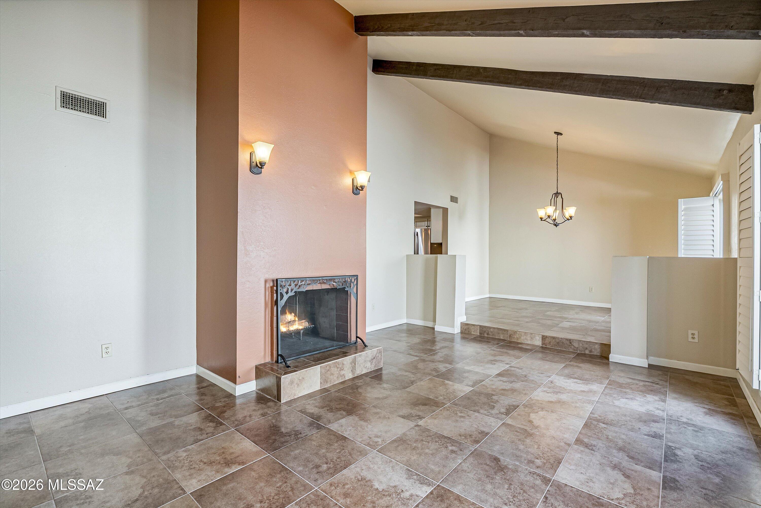 Villa Del Rio (1-148) - Residential