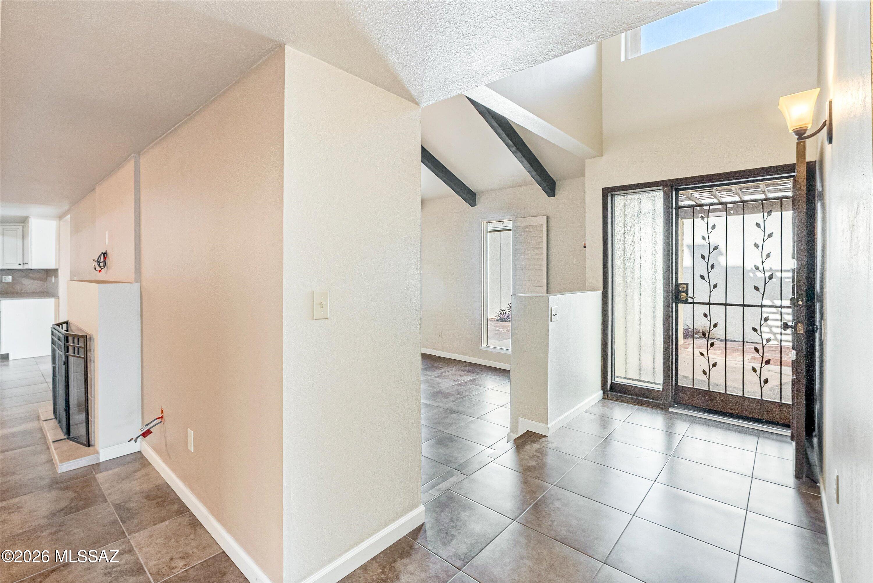 Villa Del Rio (1-148) - Residential