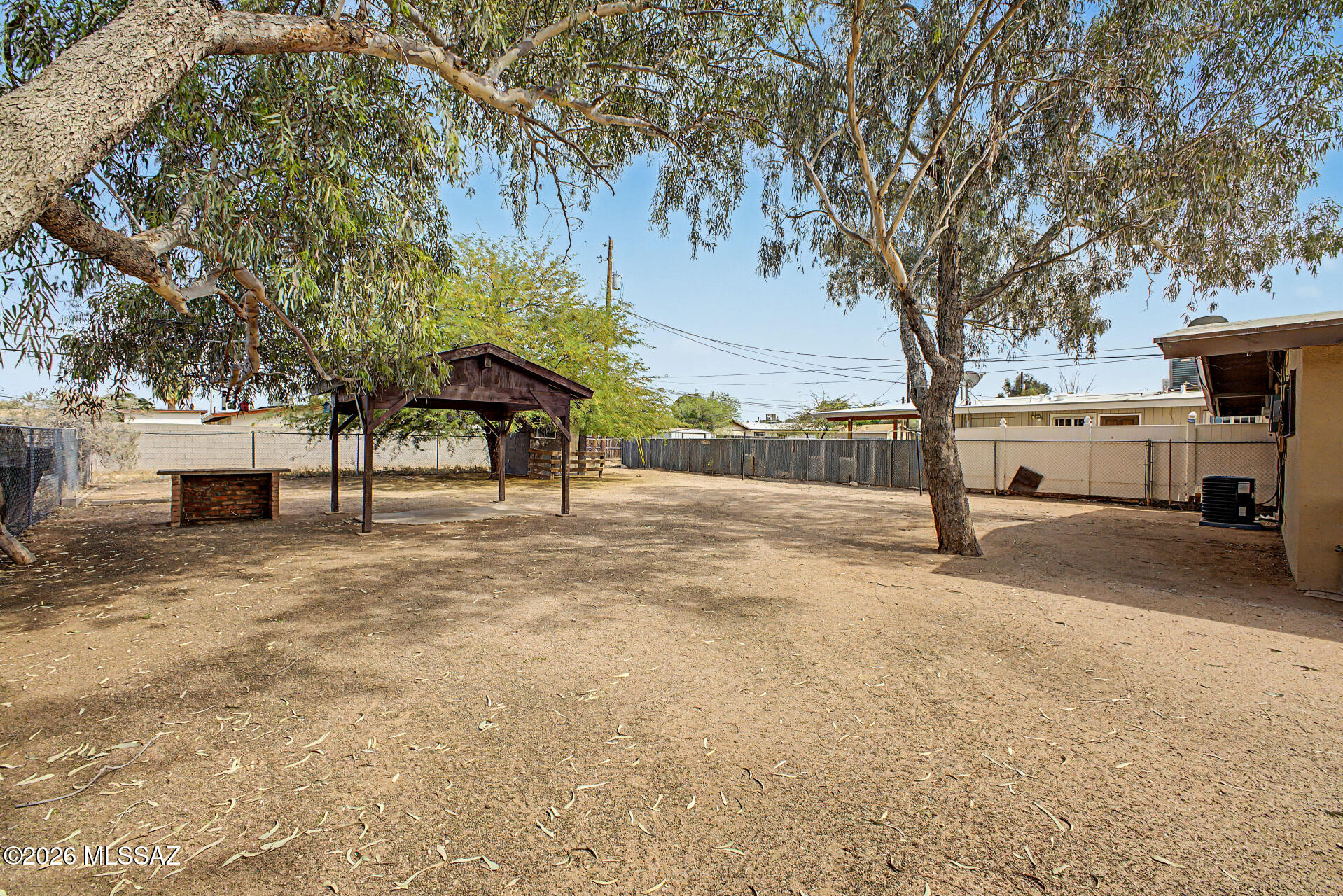 Pueblo Gardens - Residential