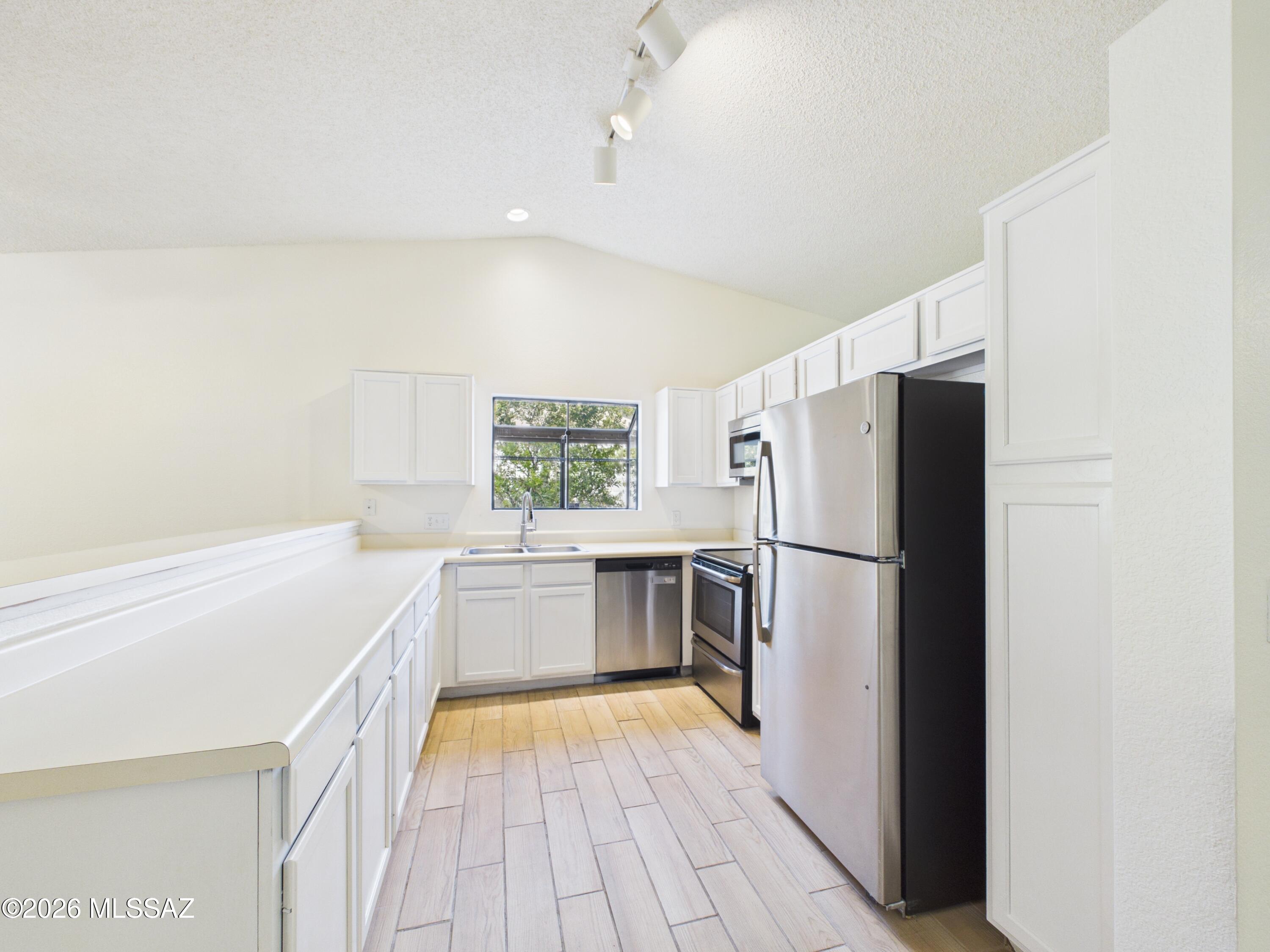 Falcon Point (1-170) - Residential