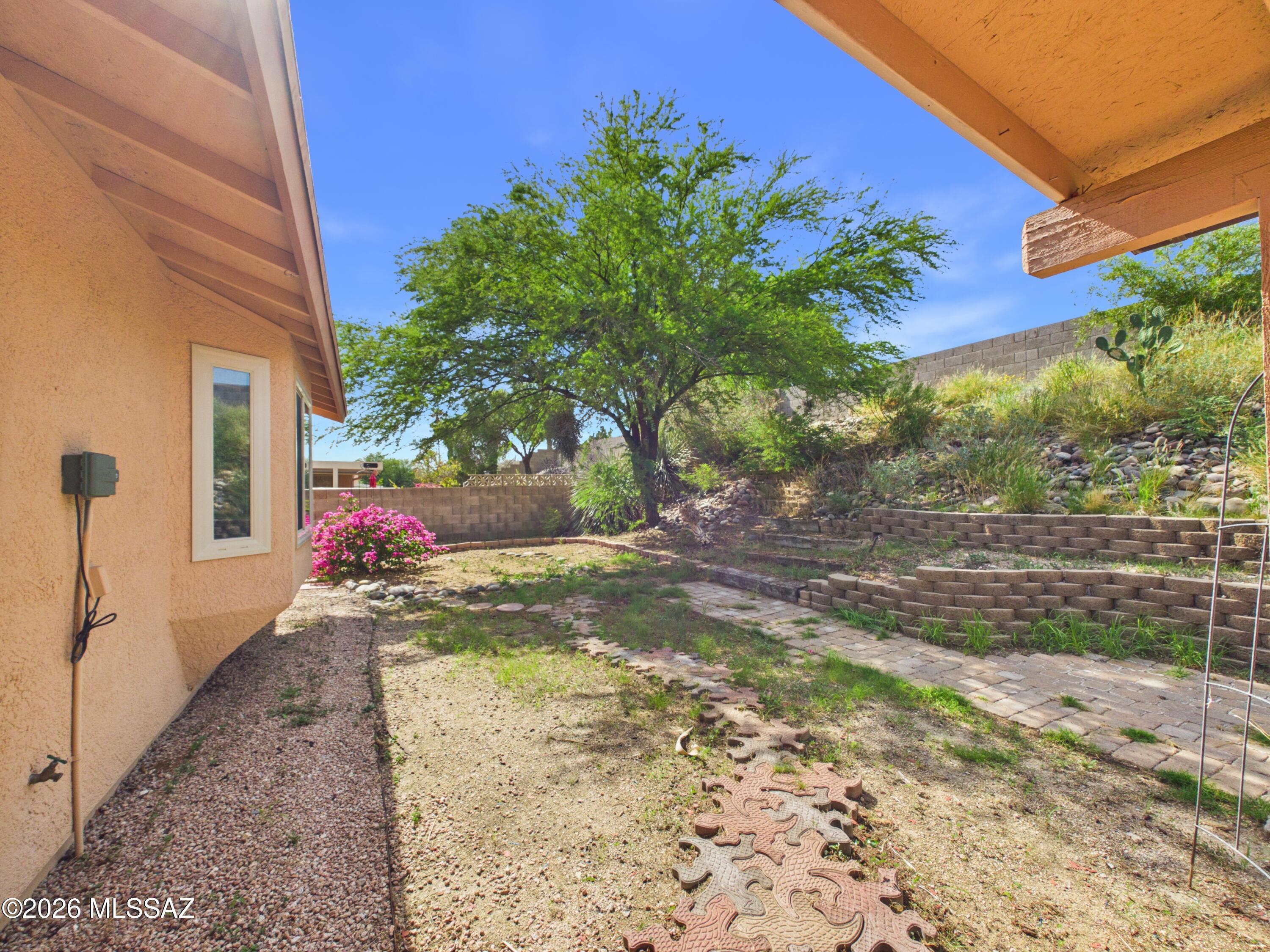 Falcon Point (1-170) - Residential