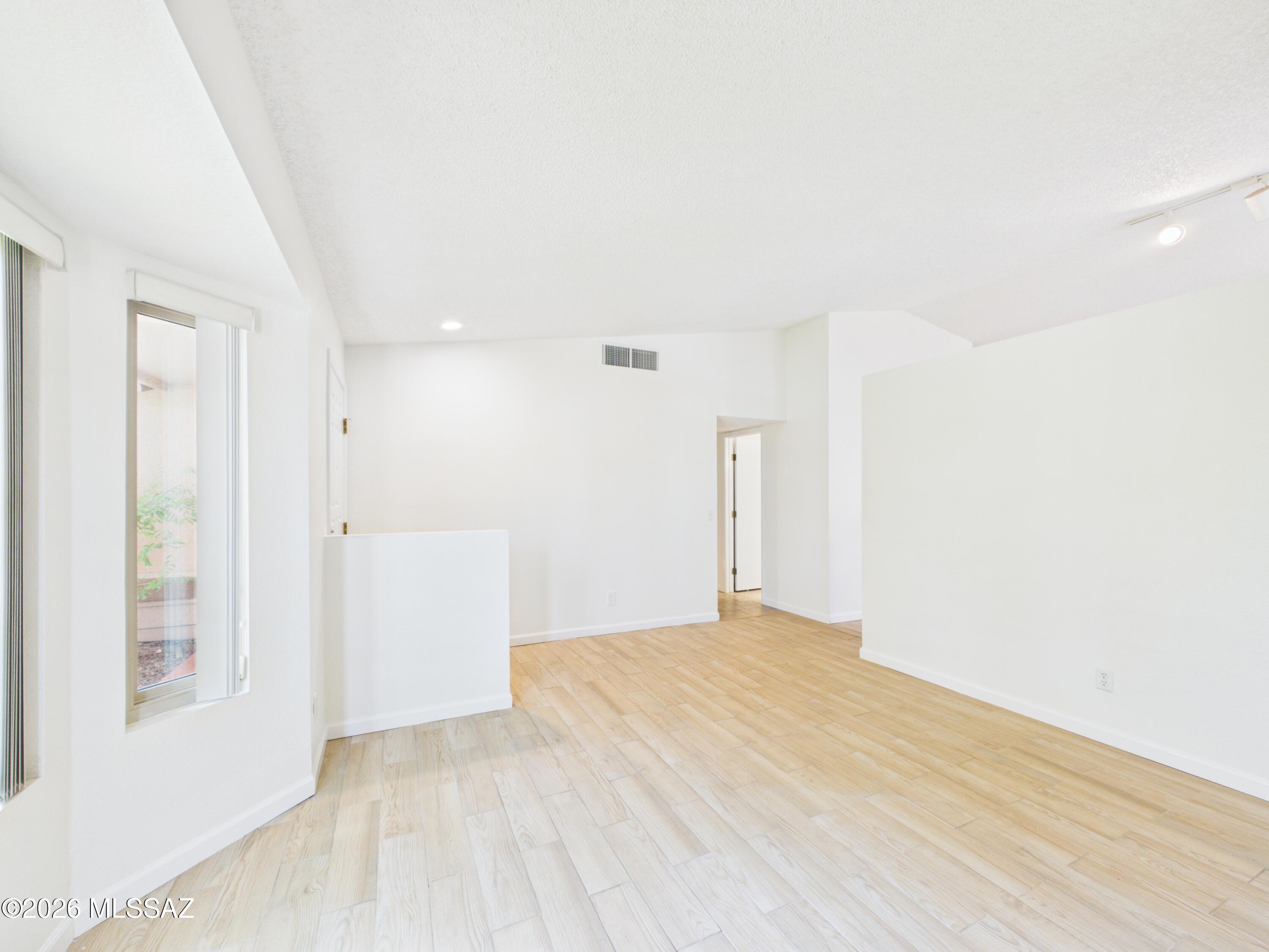 Falcon Point (1-170) - Residential