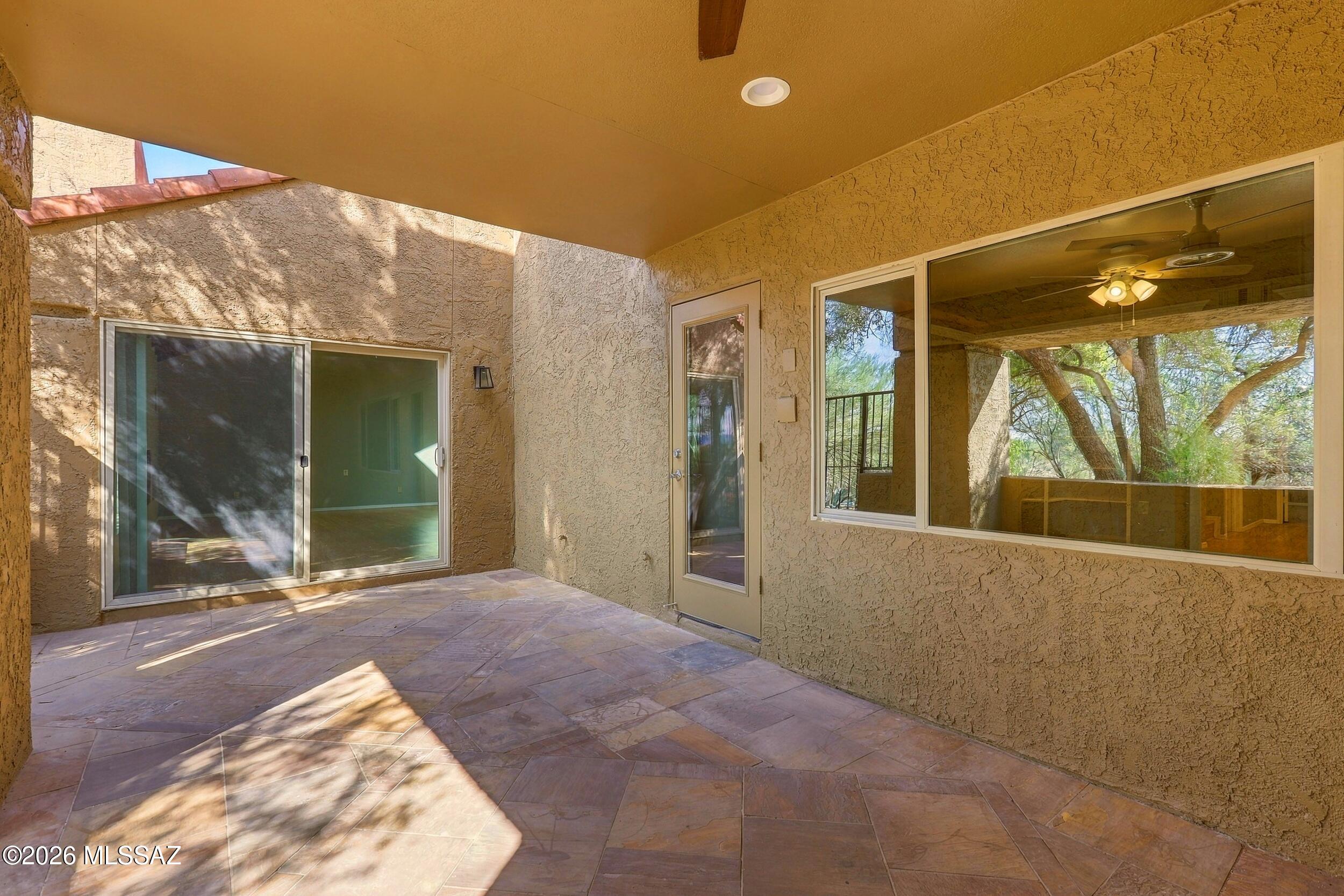 El Mirador Townhouses (1-41) - Residential