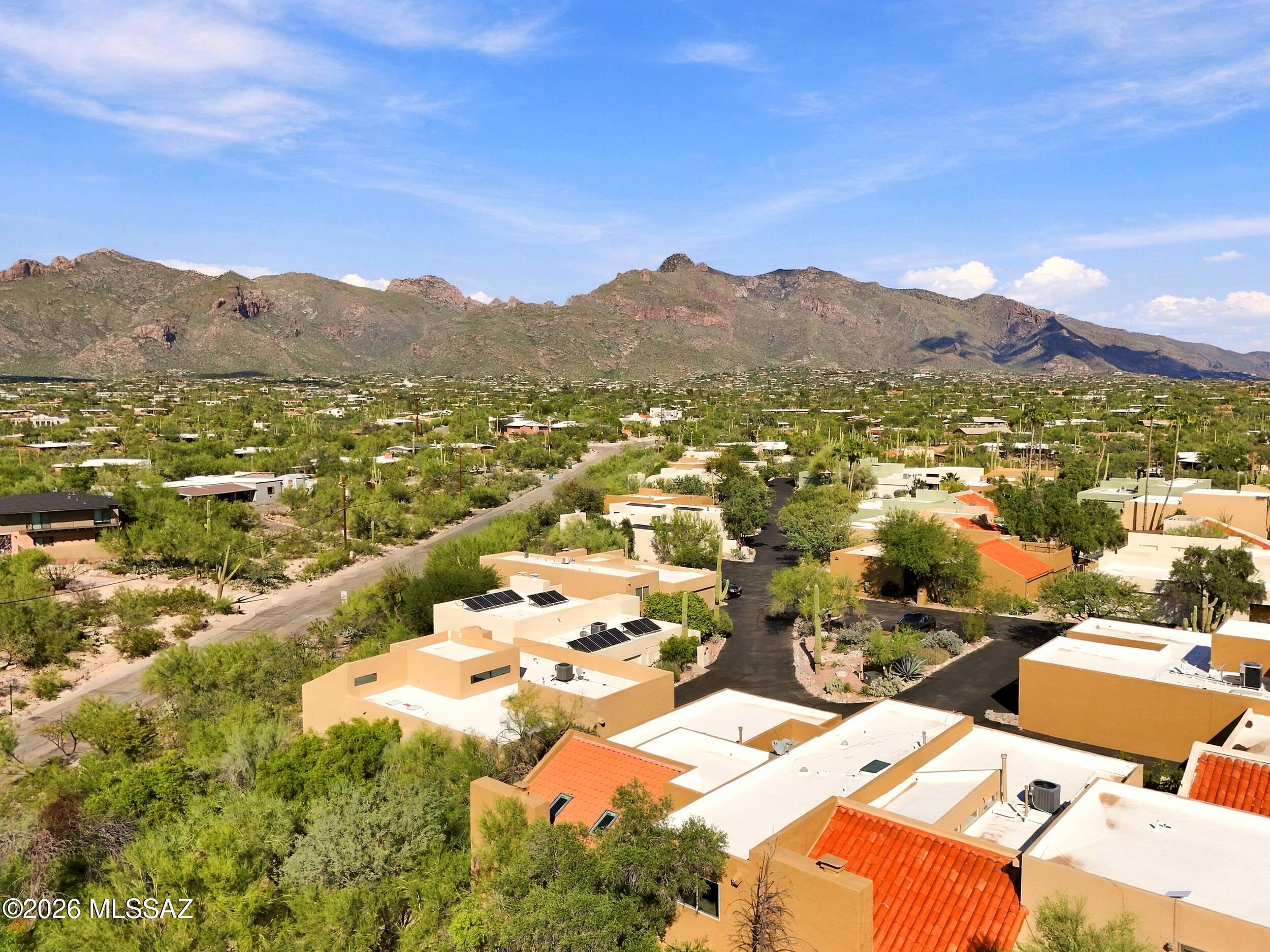 El Mirador Townhouses (1-41) - Residential