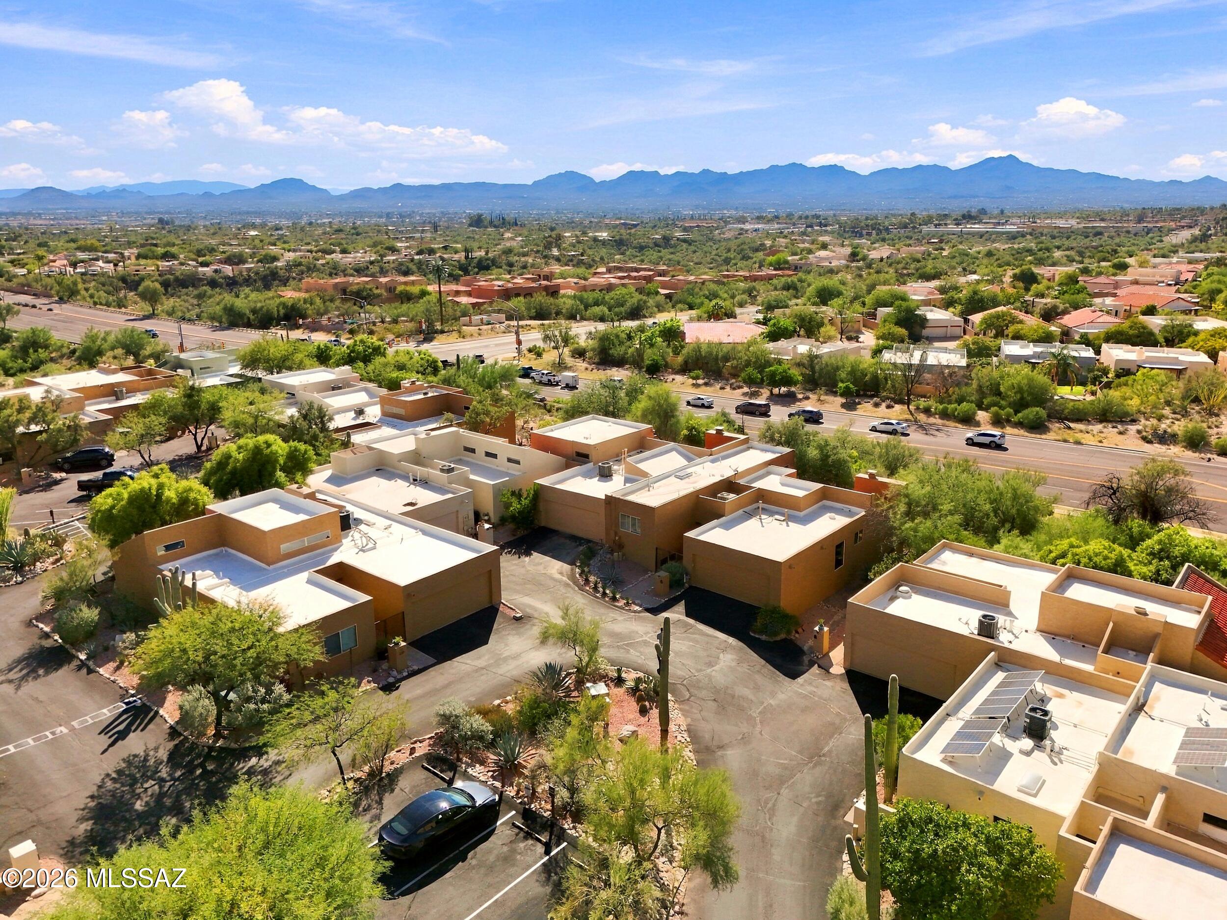 El Mirador Townhouses (1-41) - Residential