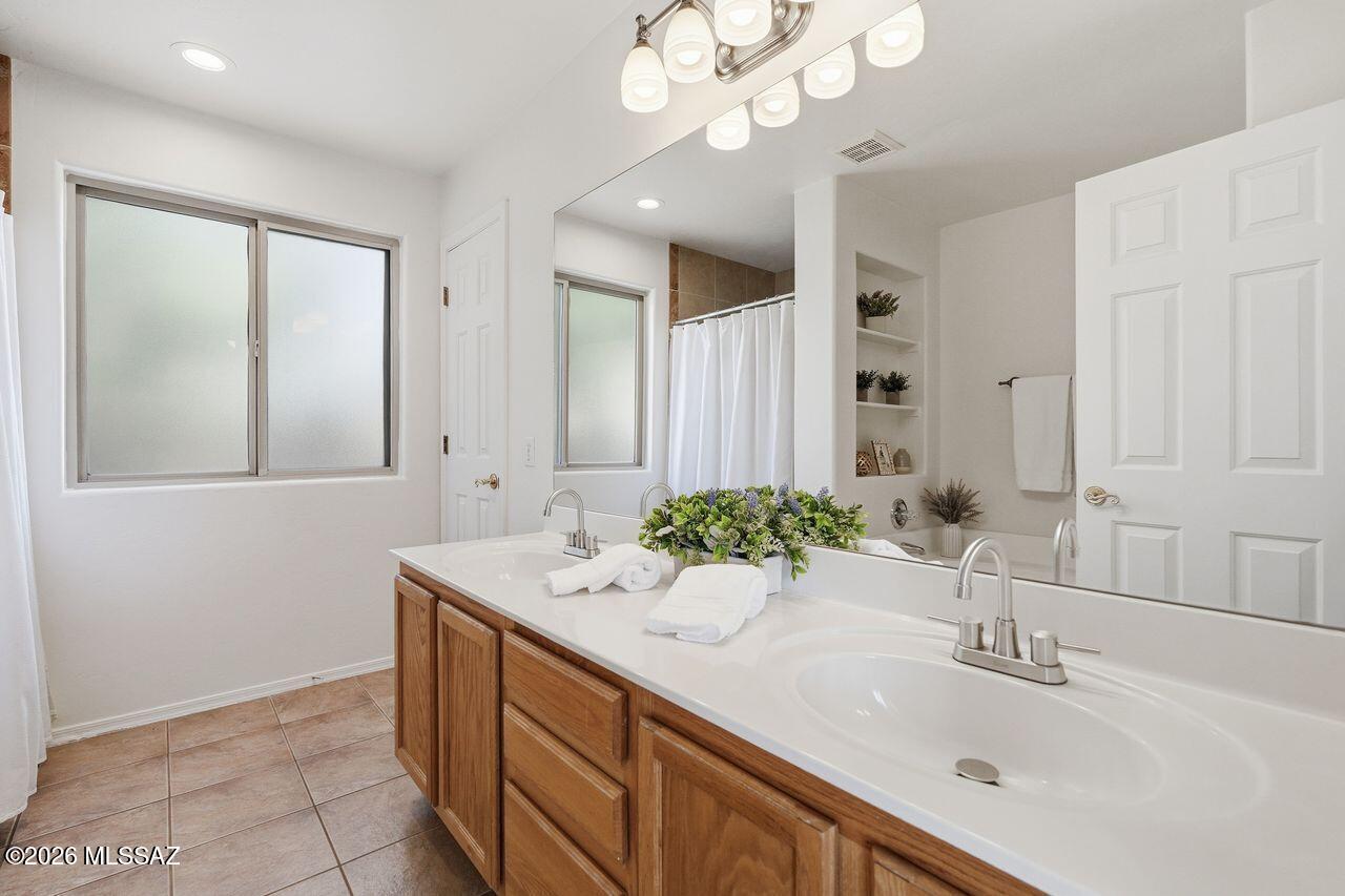 Rancho Vistoso Neighborhood 2 Ph. 2 (84-115, 330-394) - Residential
