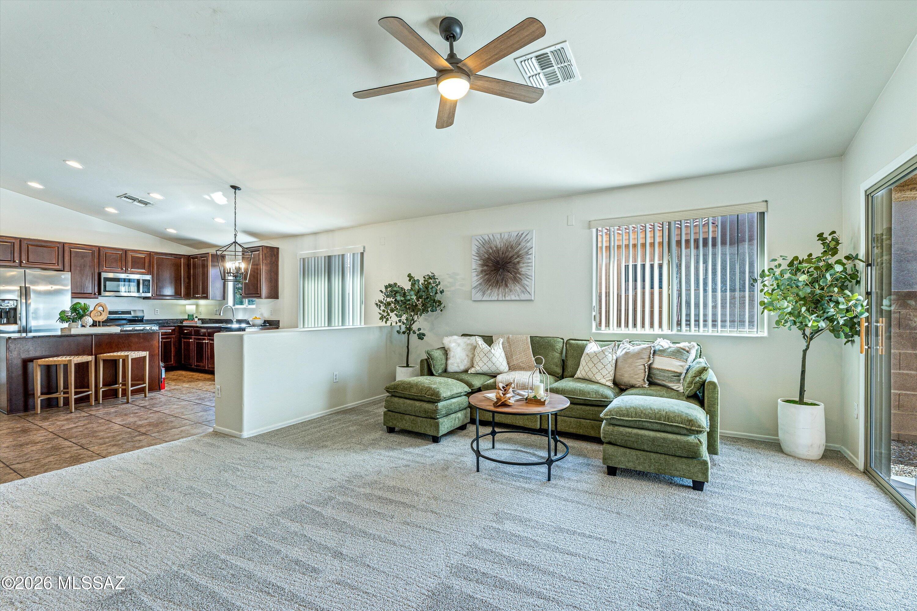Rancho Del Lago (1-100) - Residential