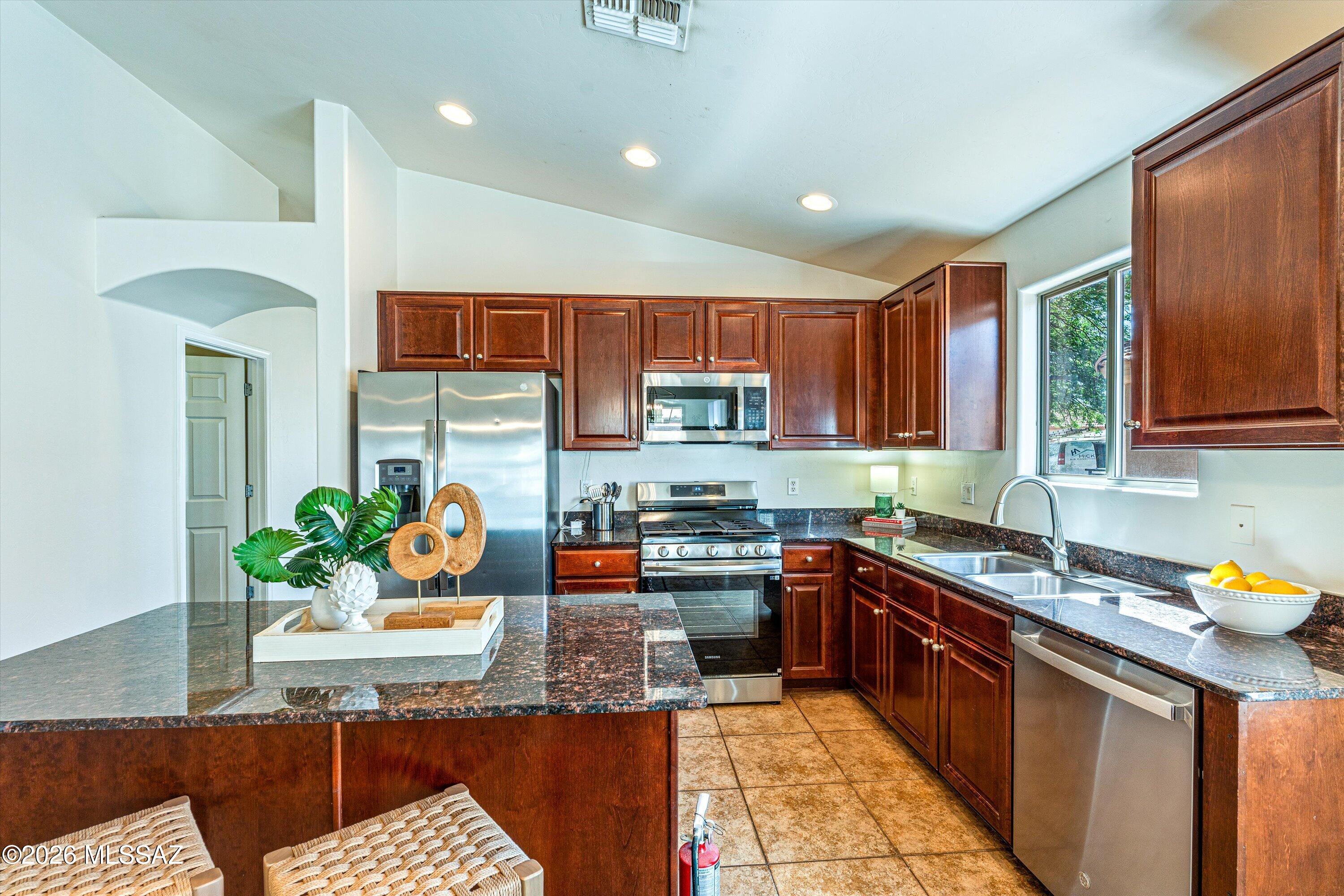 Rancho Del Lago (1-100) - Residential