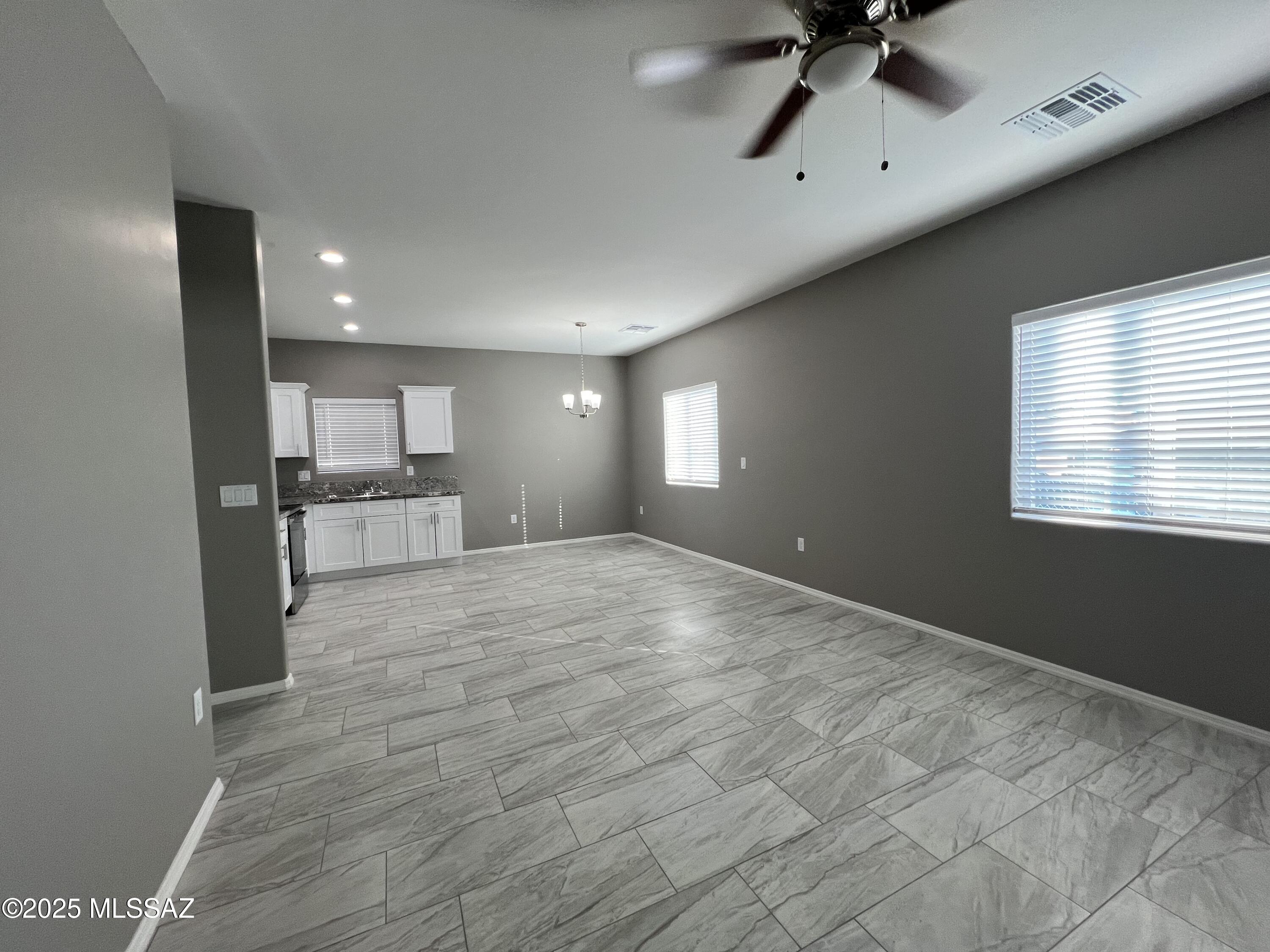 Bronx Park Addition - Residential Lease