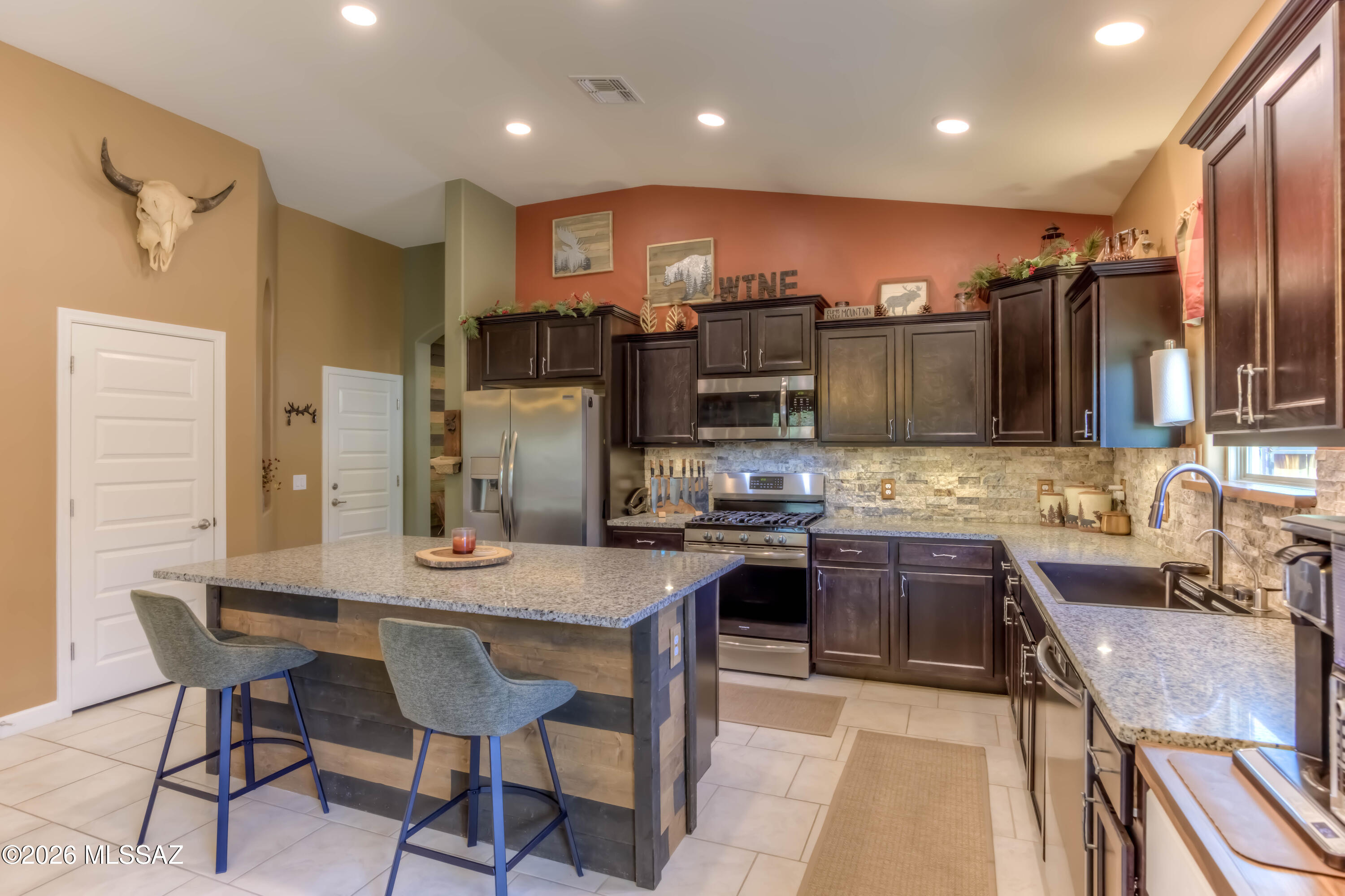 New Tucson Unit NO. 5 (1-312) - Residential