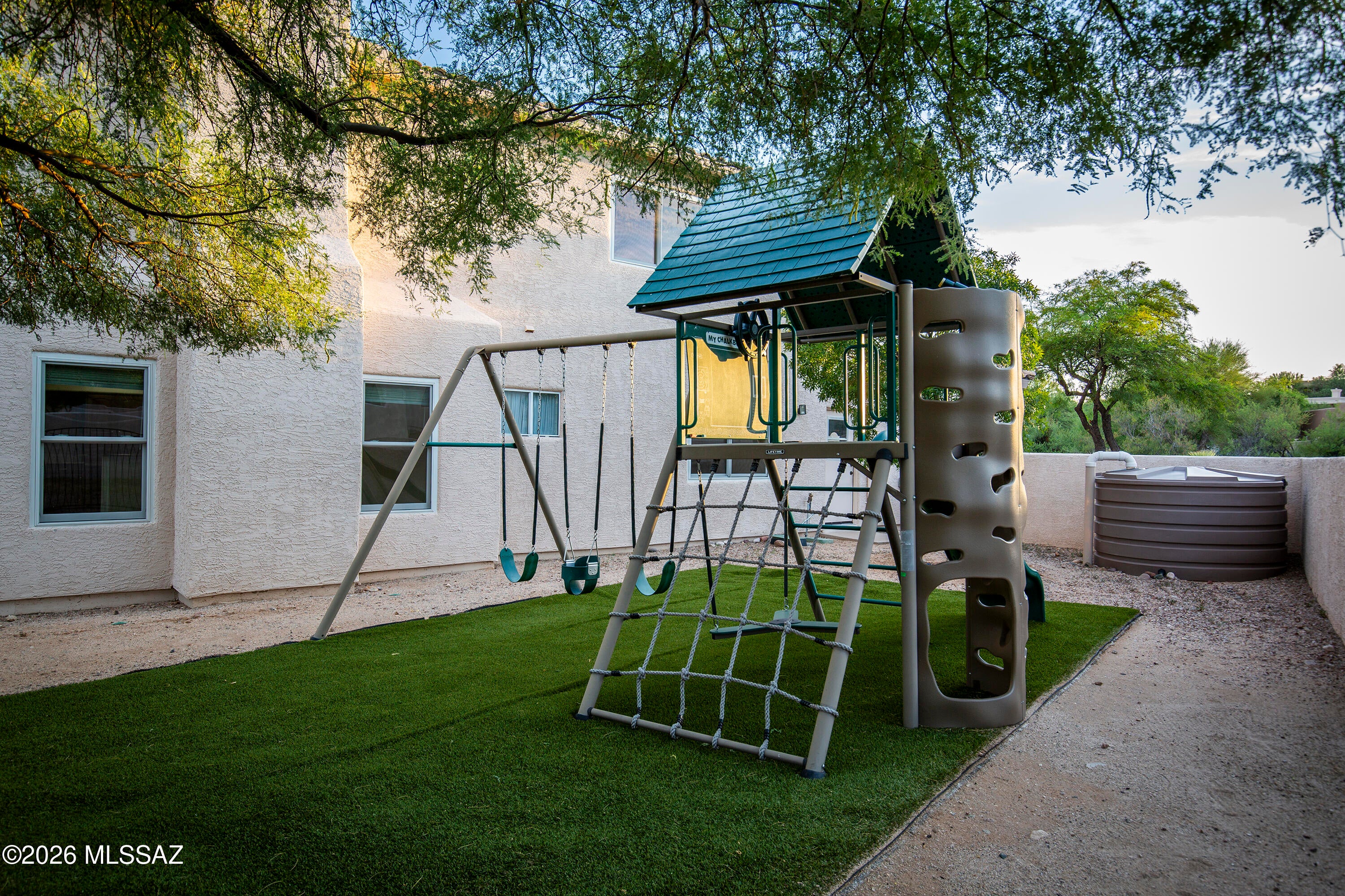 Canada Hills Estates (131-133) - Residential
