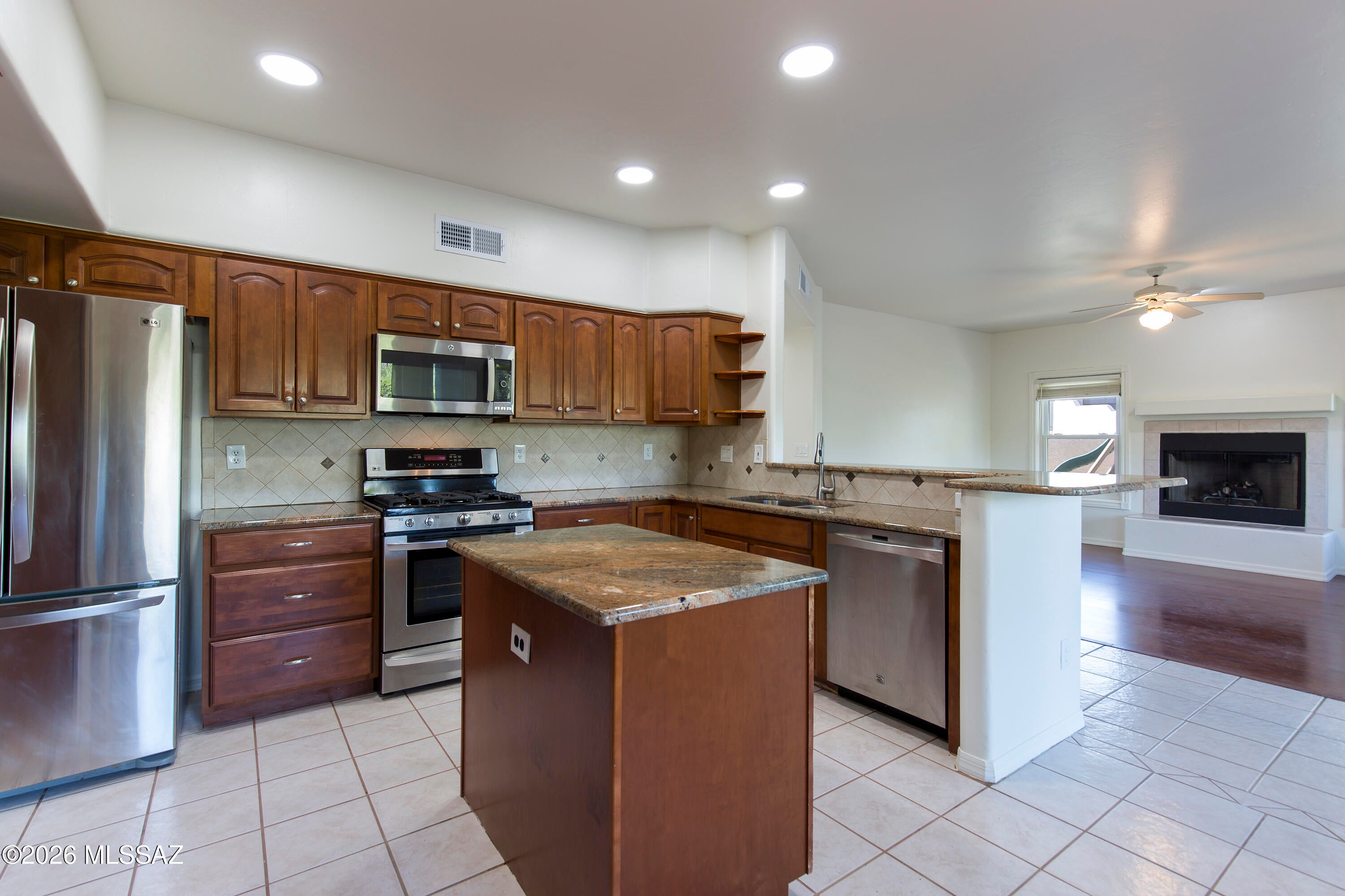 Canada Hills Estates (131-133) - Residential