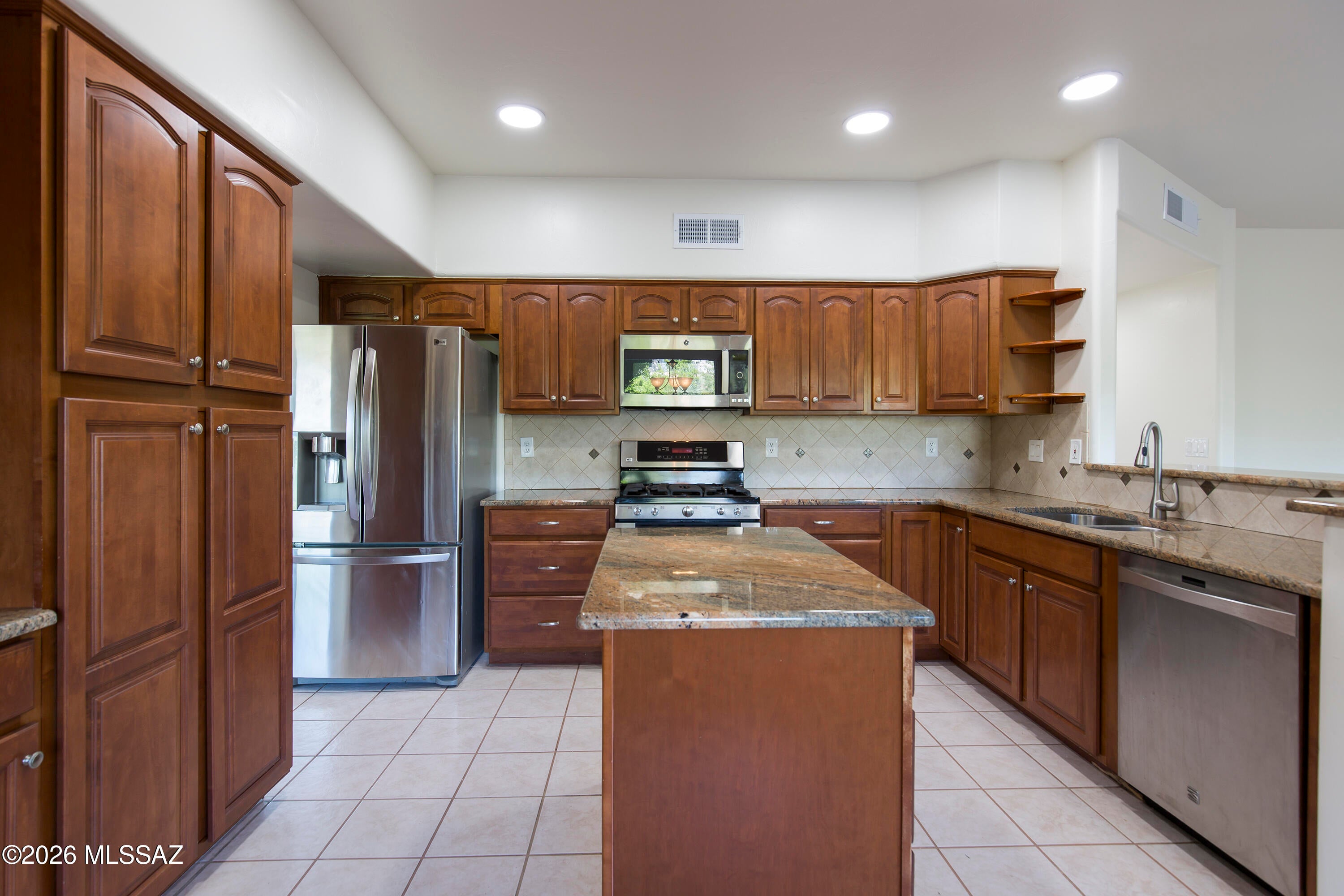 Canada Hills Estates (131-133) - Residential