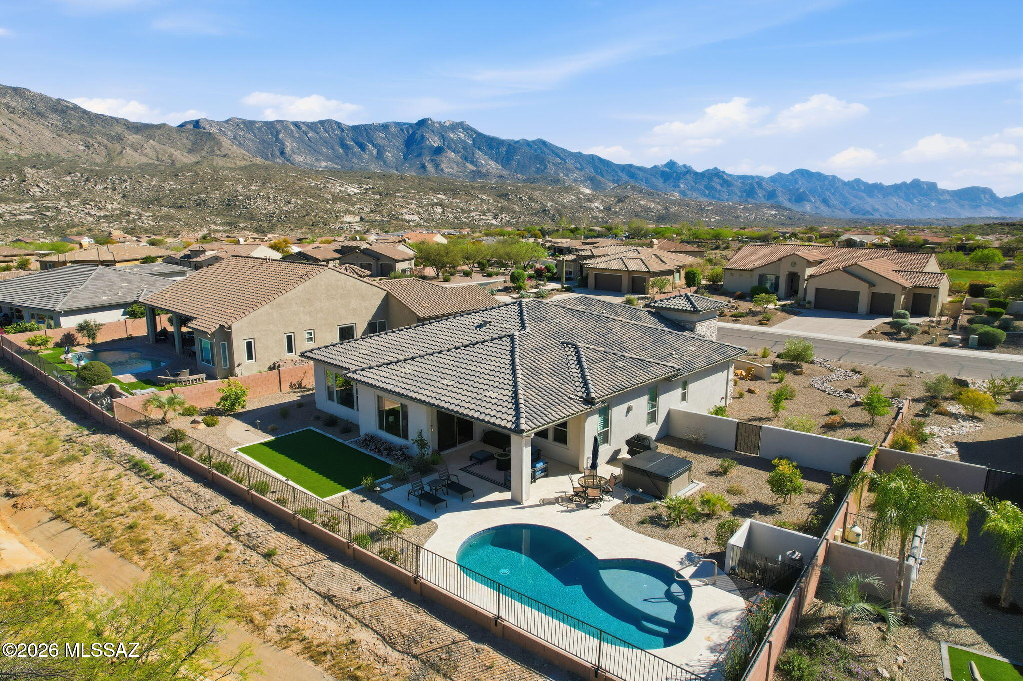 Saddlebrooke - Residential