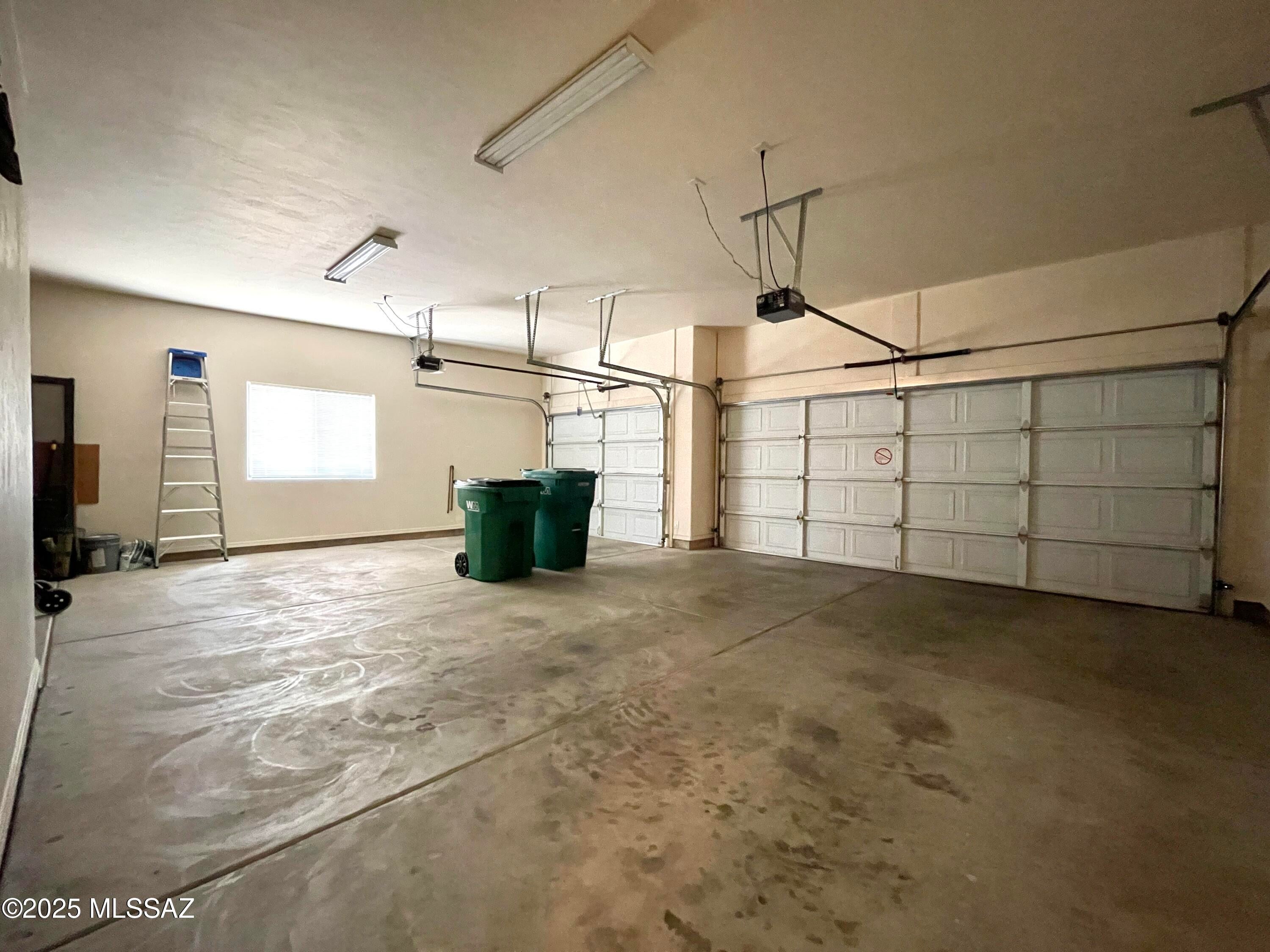 Palisades South (1-23) - Residential Lease
