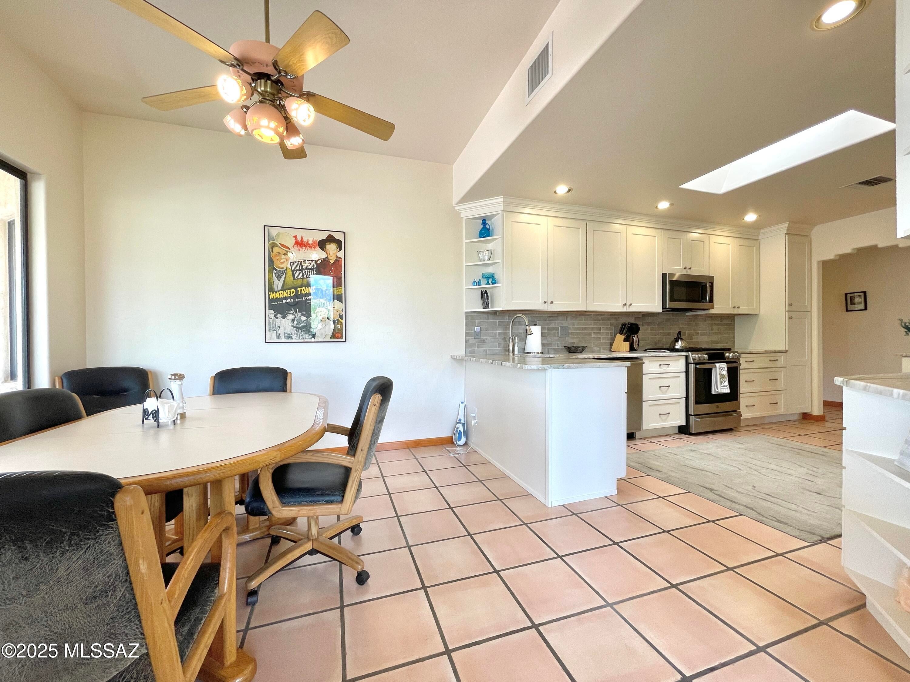 Palisades South (1-23) - Residential Lease
