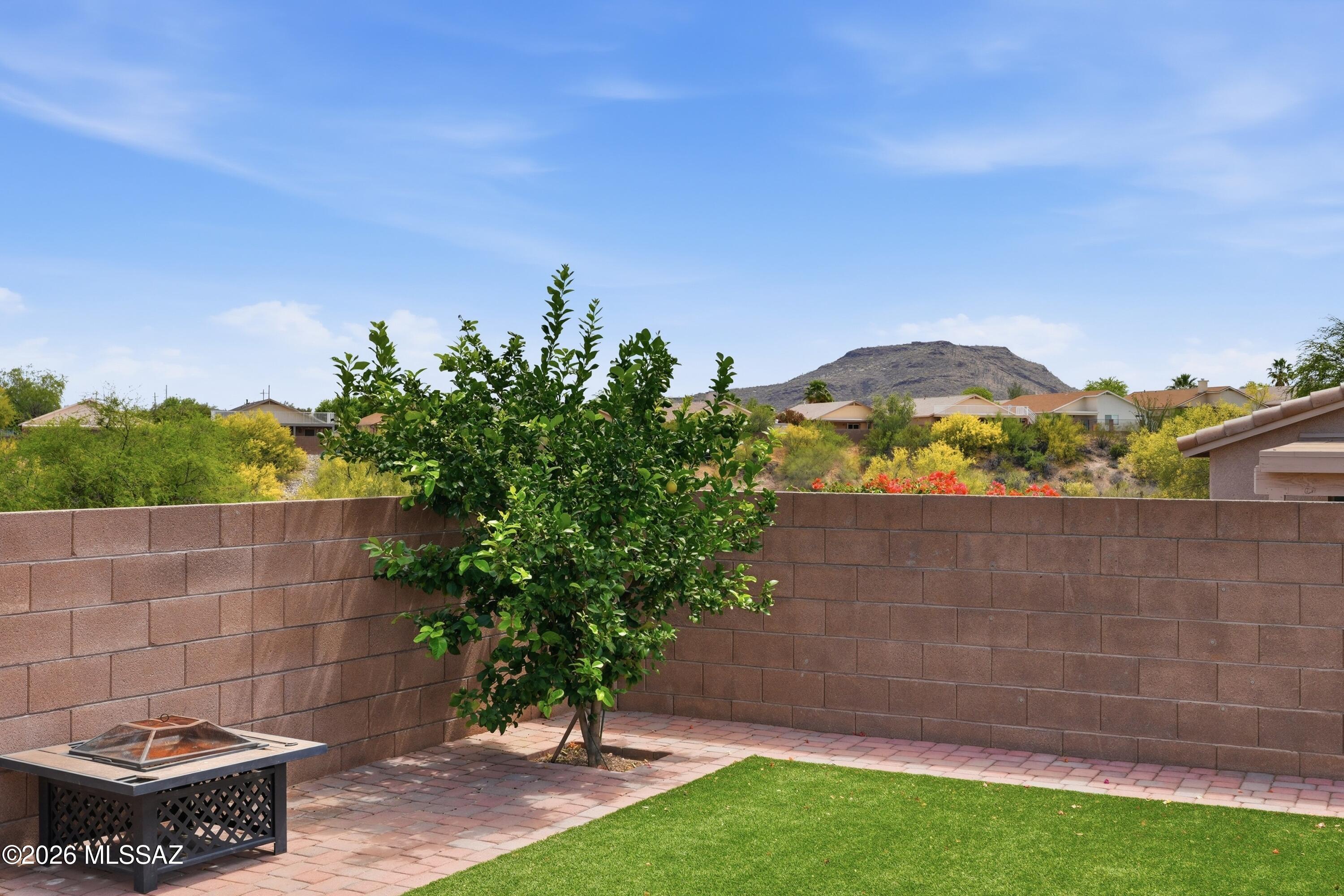 Colina De Oro (1-138) - Residential Lease