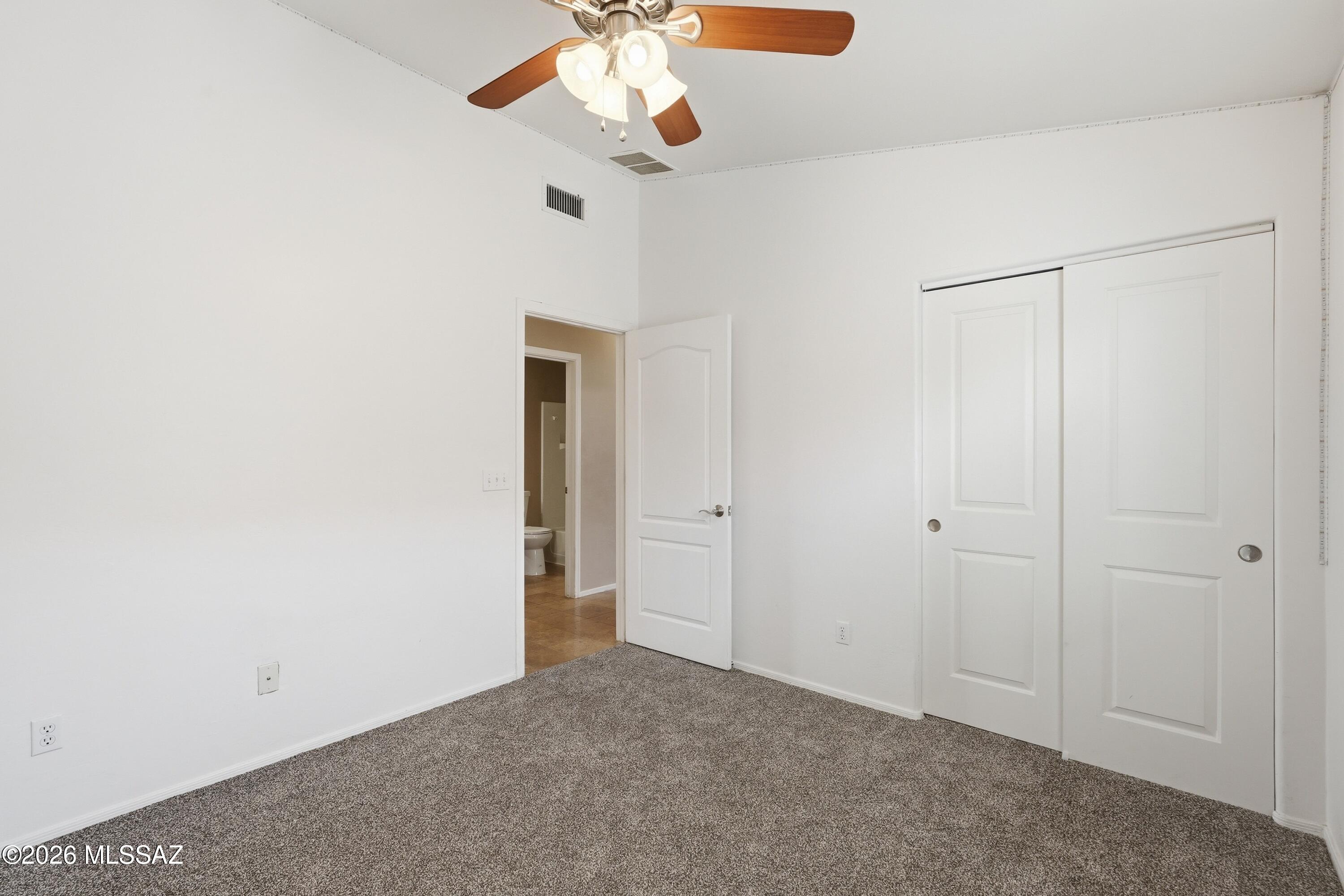 Colina De Oro (1-138) - Residential Lease
