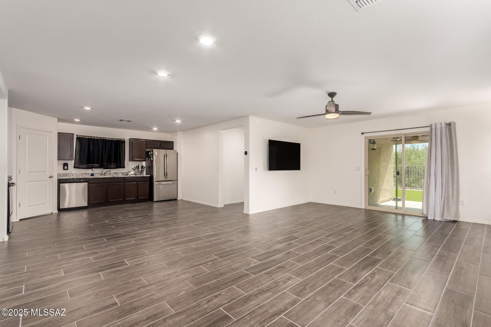 Dakota Vista - Residential