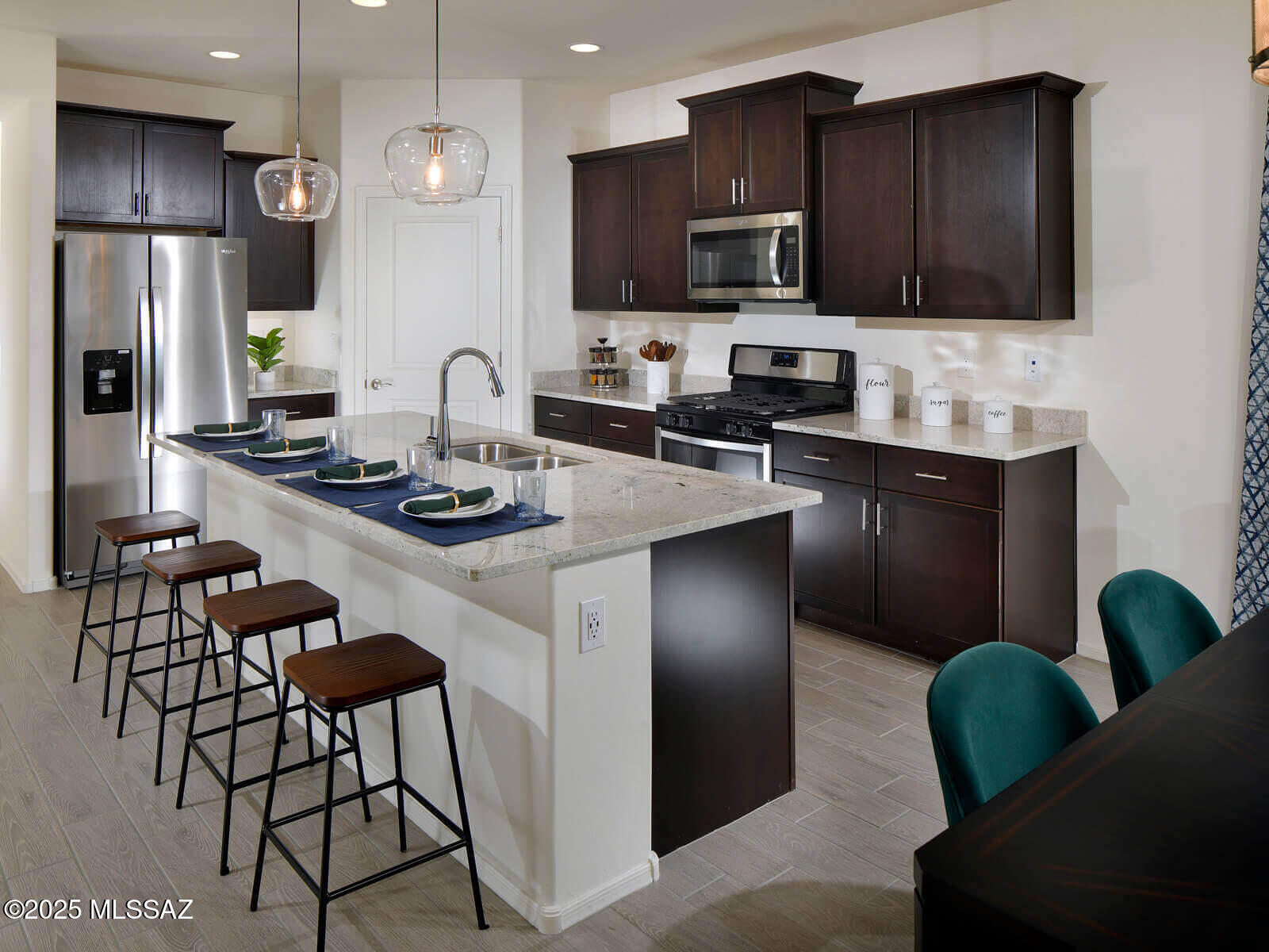 Rancho Del Lago (101-206) - Residential Lease