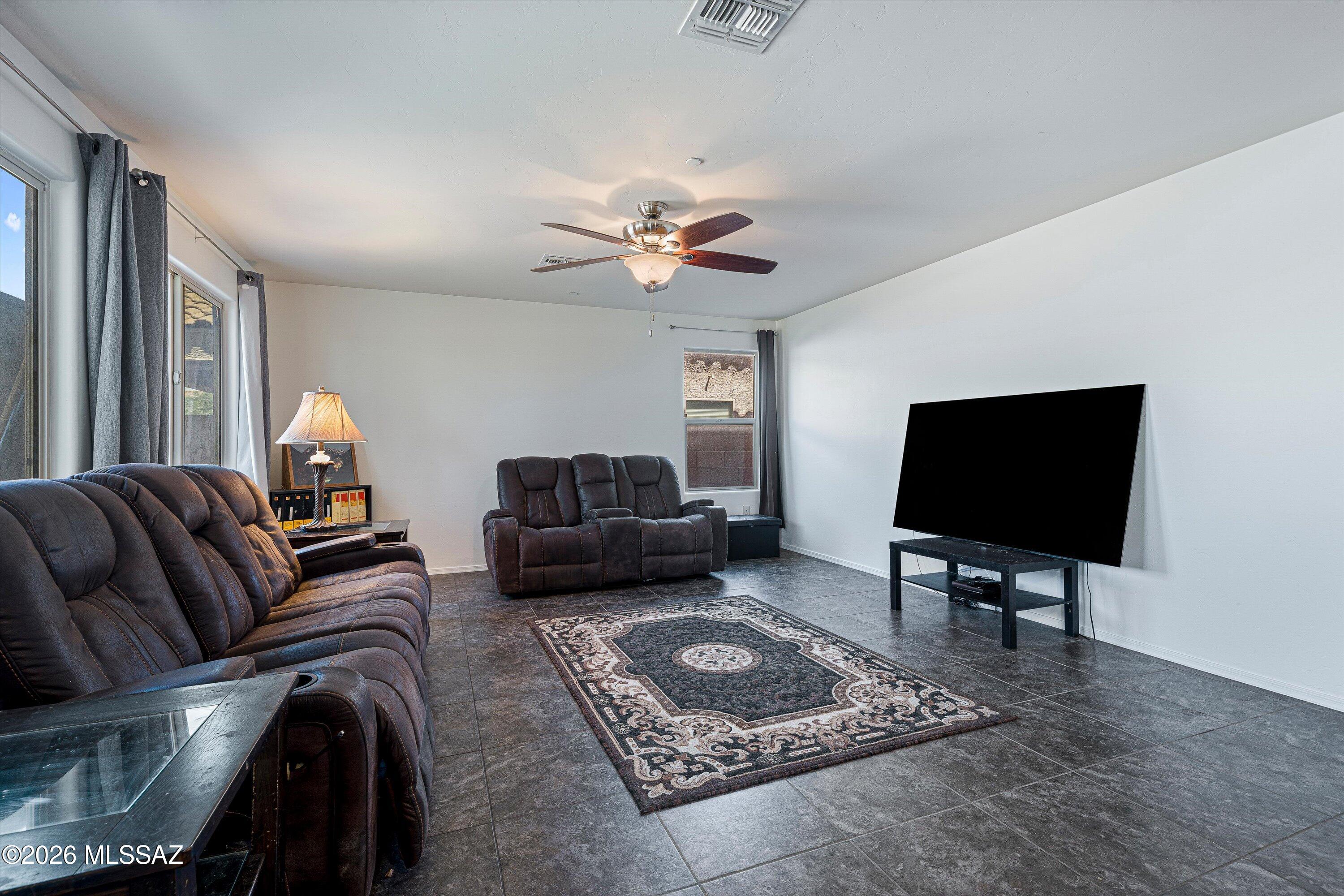 Vista Del Lago (1-123) - Residential