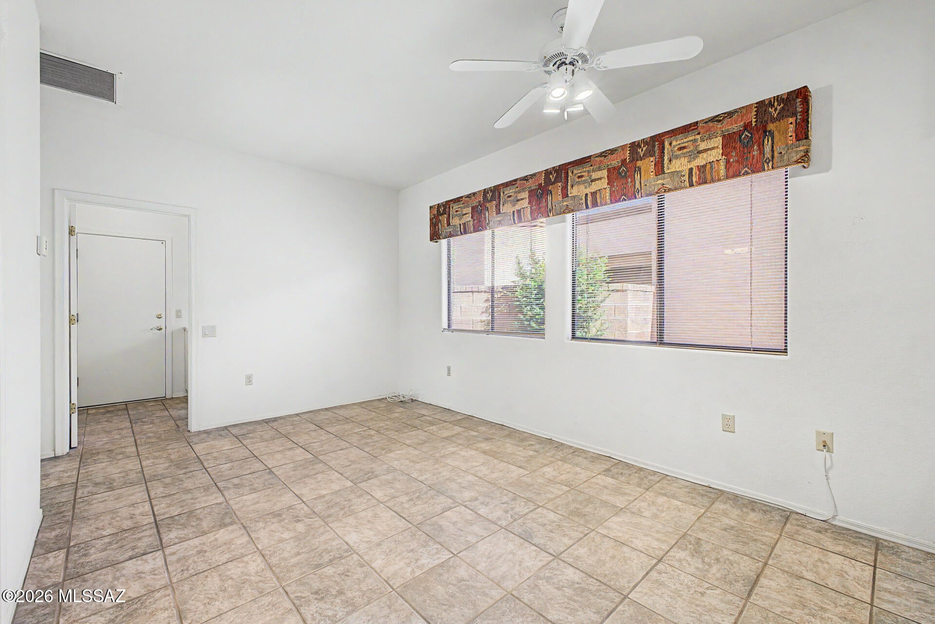 Las Campanas BLK J (1-37) - Residential