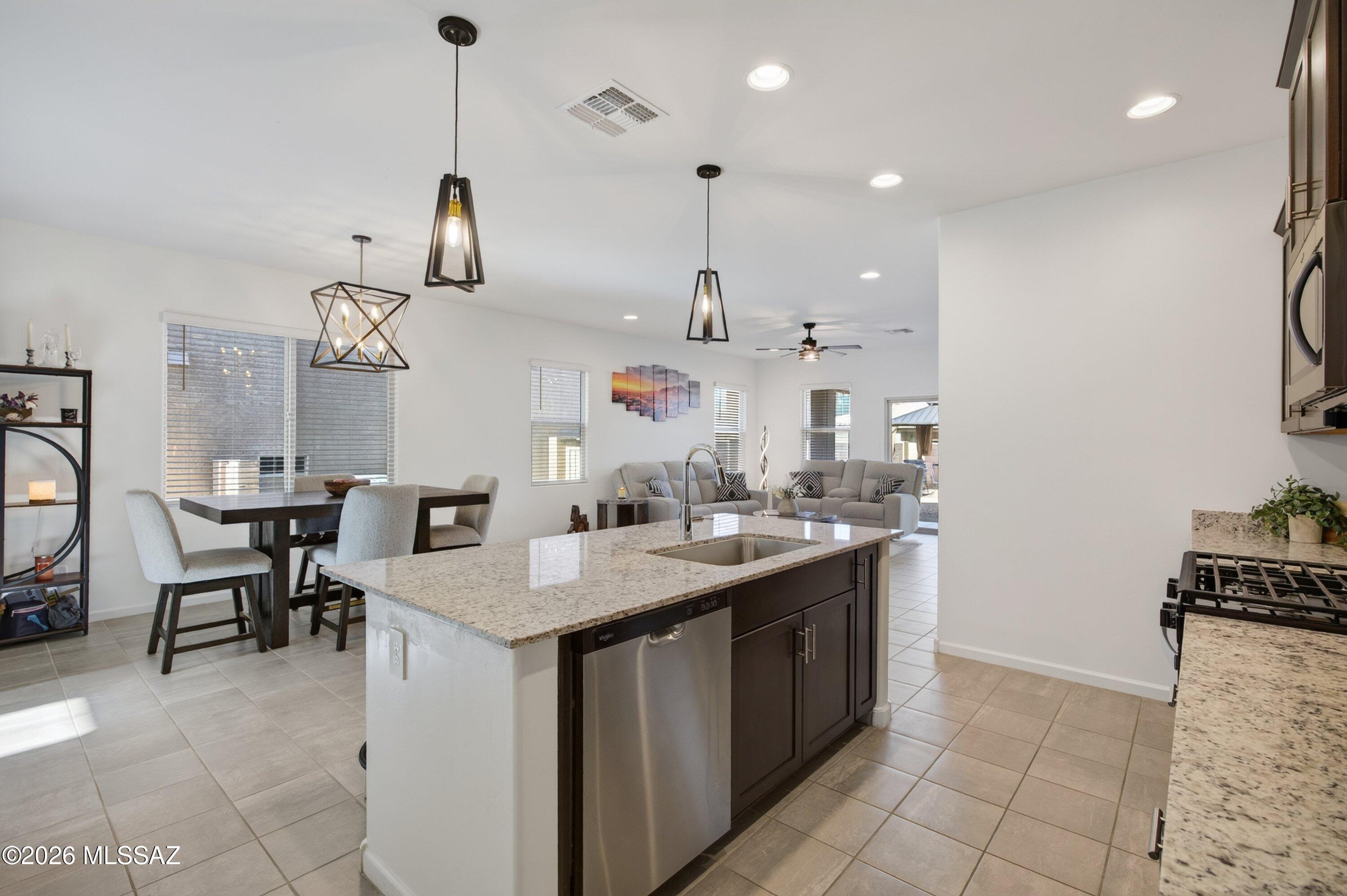 La Estancia De Tucson (1-330) - Residential