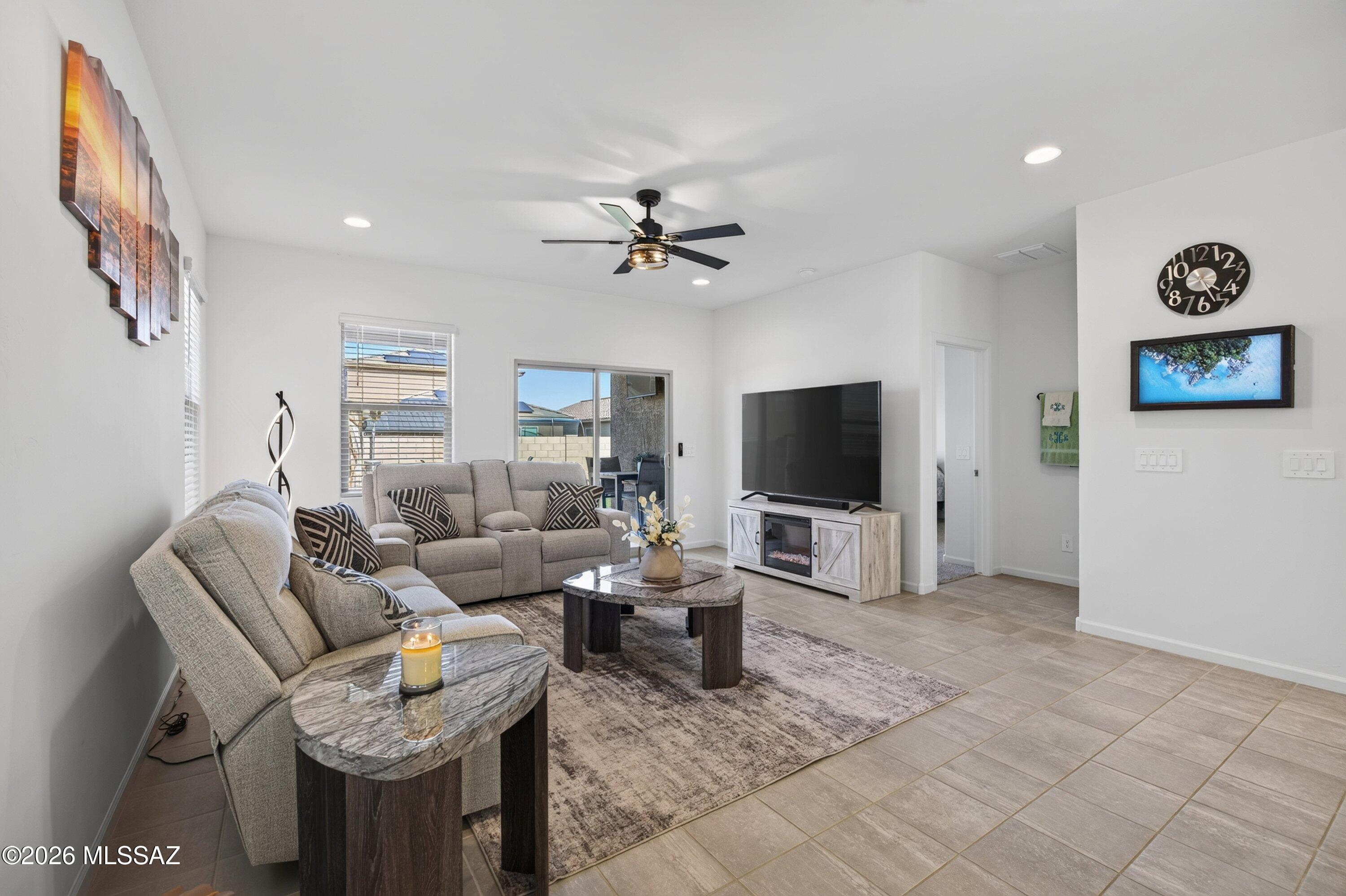La Estancia De Tucson (1-330) - Residential