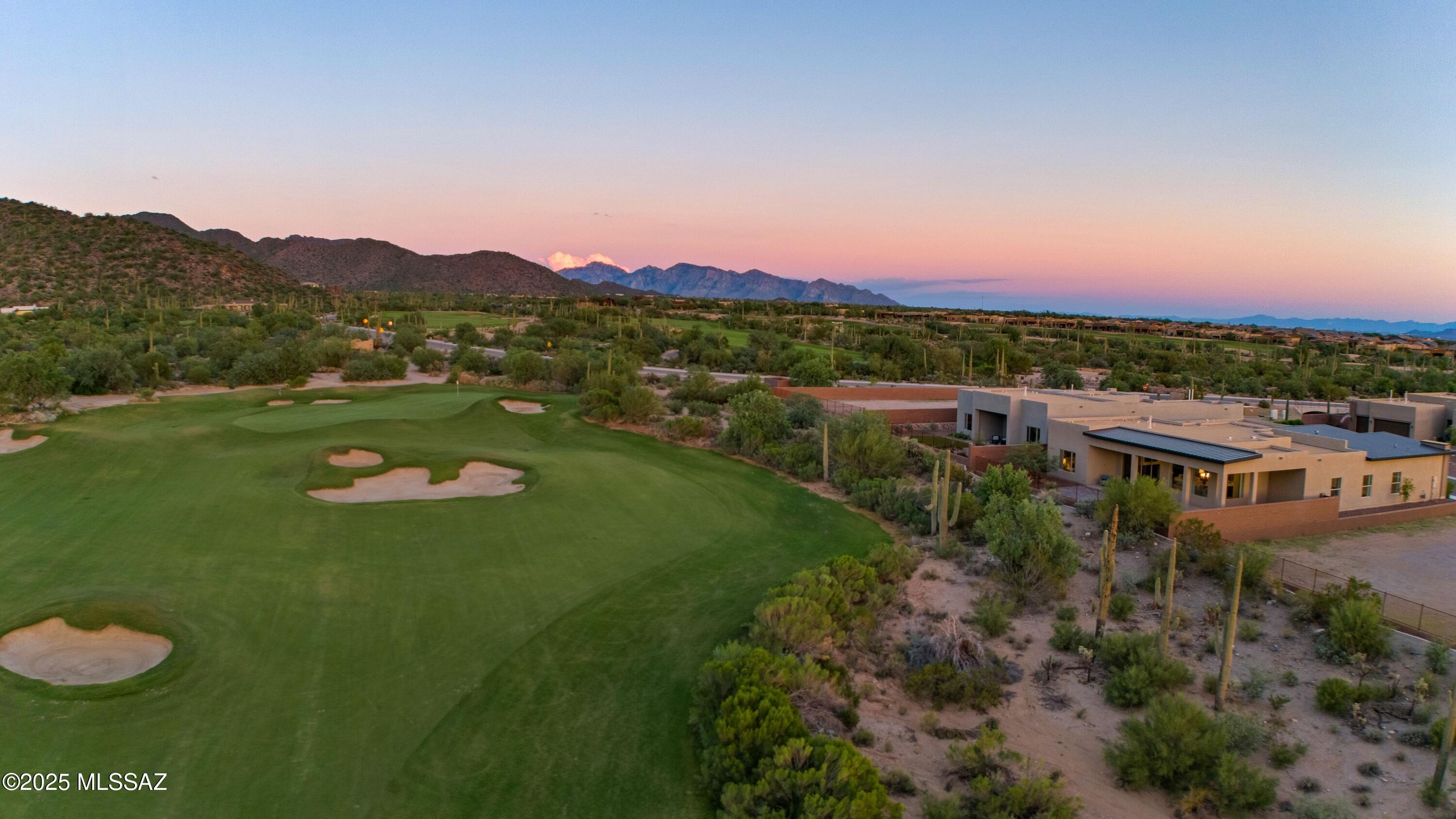 Boulder Bridge Pass III At Dove Mountain SQ20143000307 - Residential