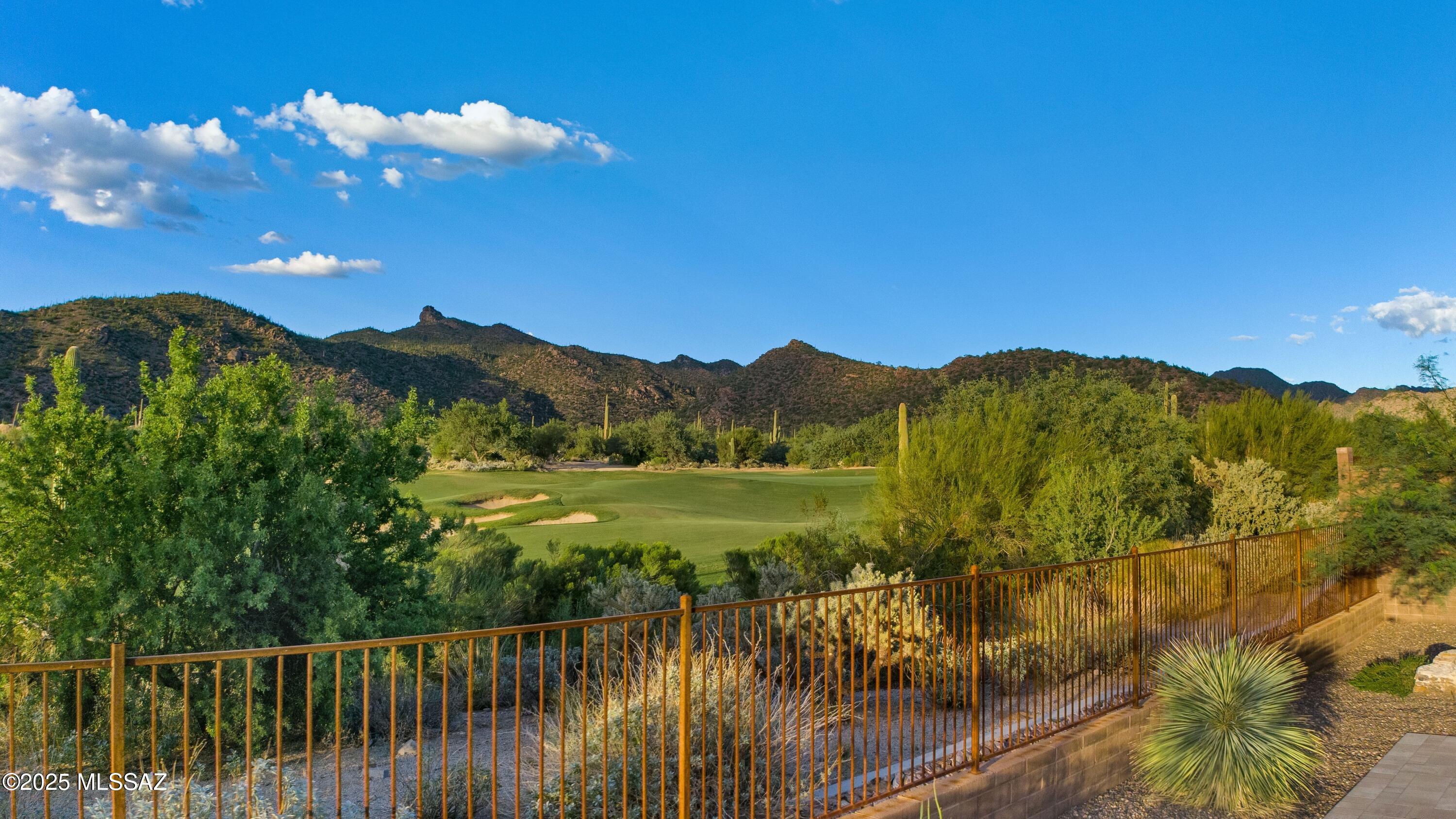 Boulder Bridge Pass III At Dove Mountain SQ20143000307 - Residential