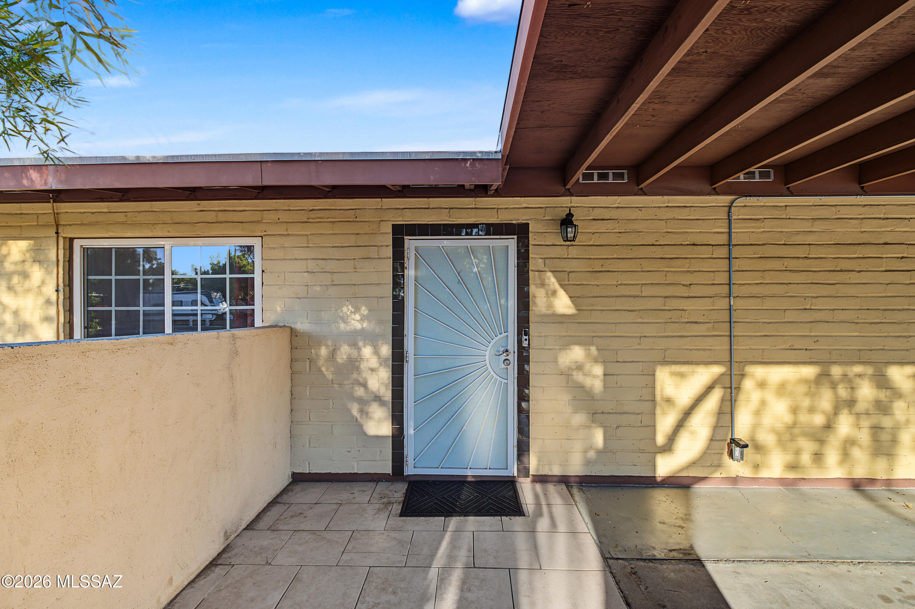 Sherwood Village Terrace (547-571) - Residential