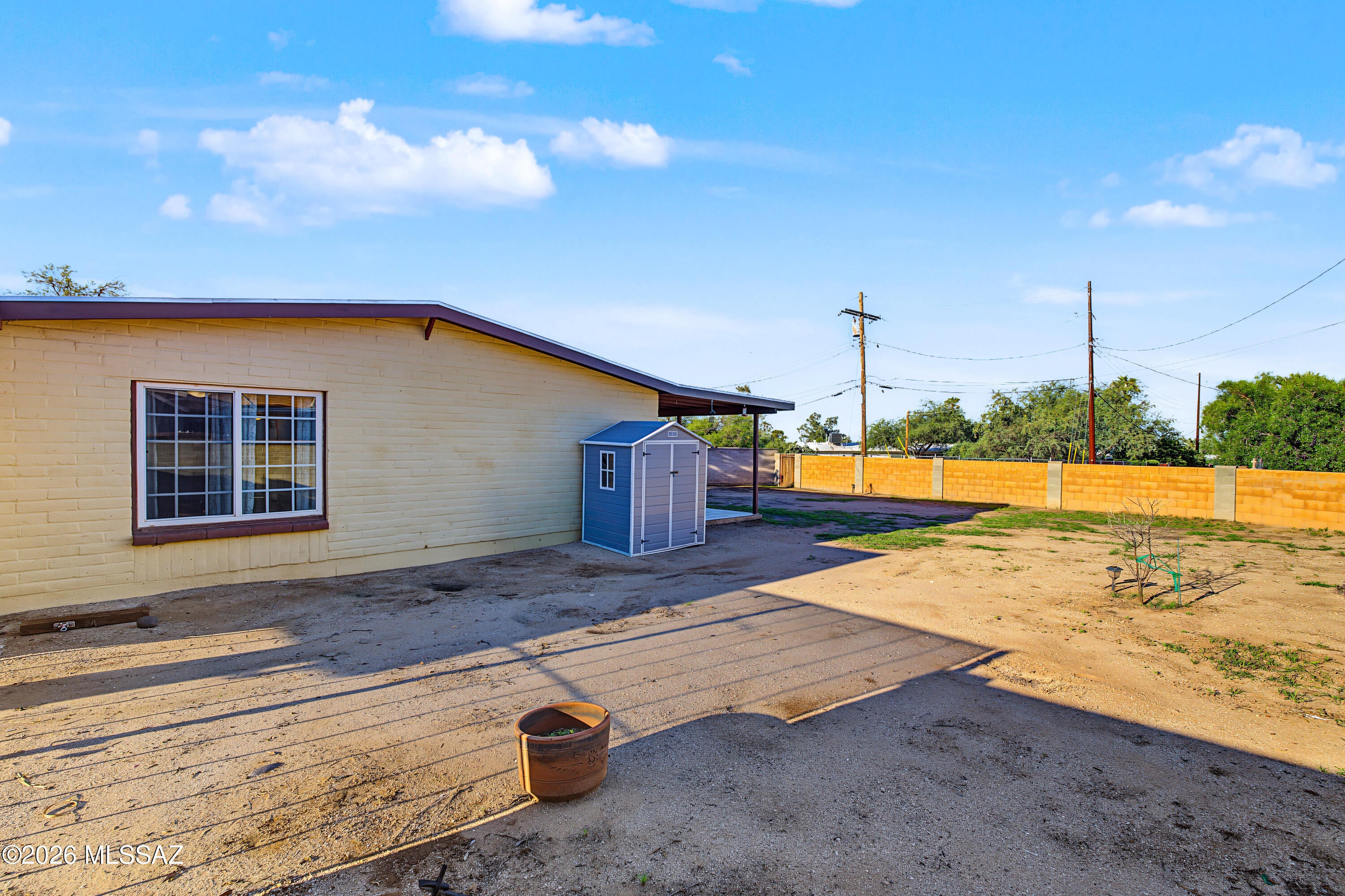 Sherwood Village Terrace (547-571) - Residential