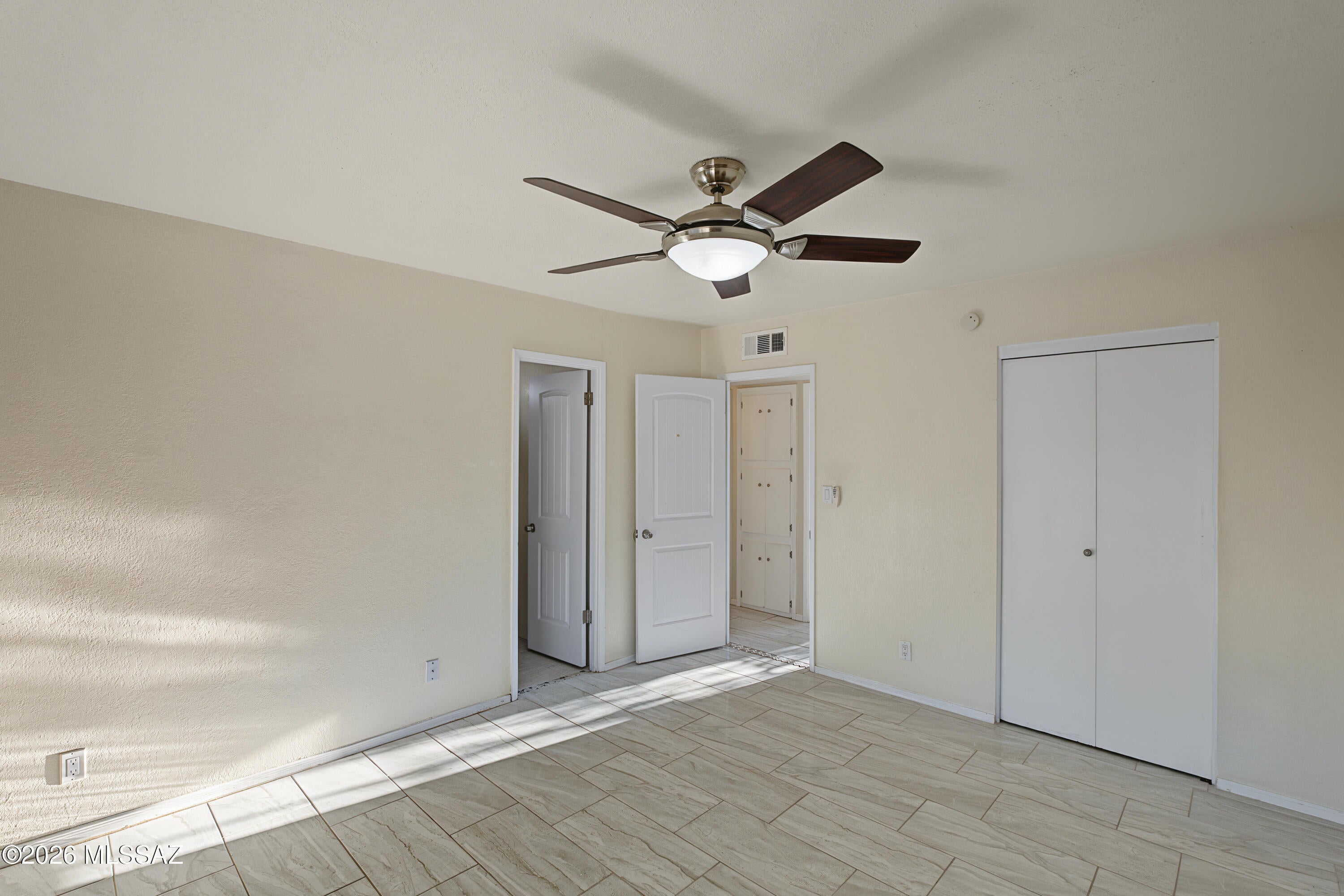 Sherwood Village Terrace (547-571) - Residential