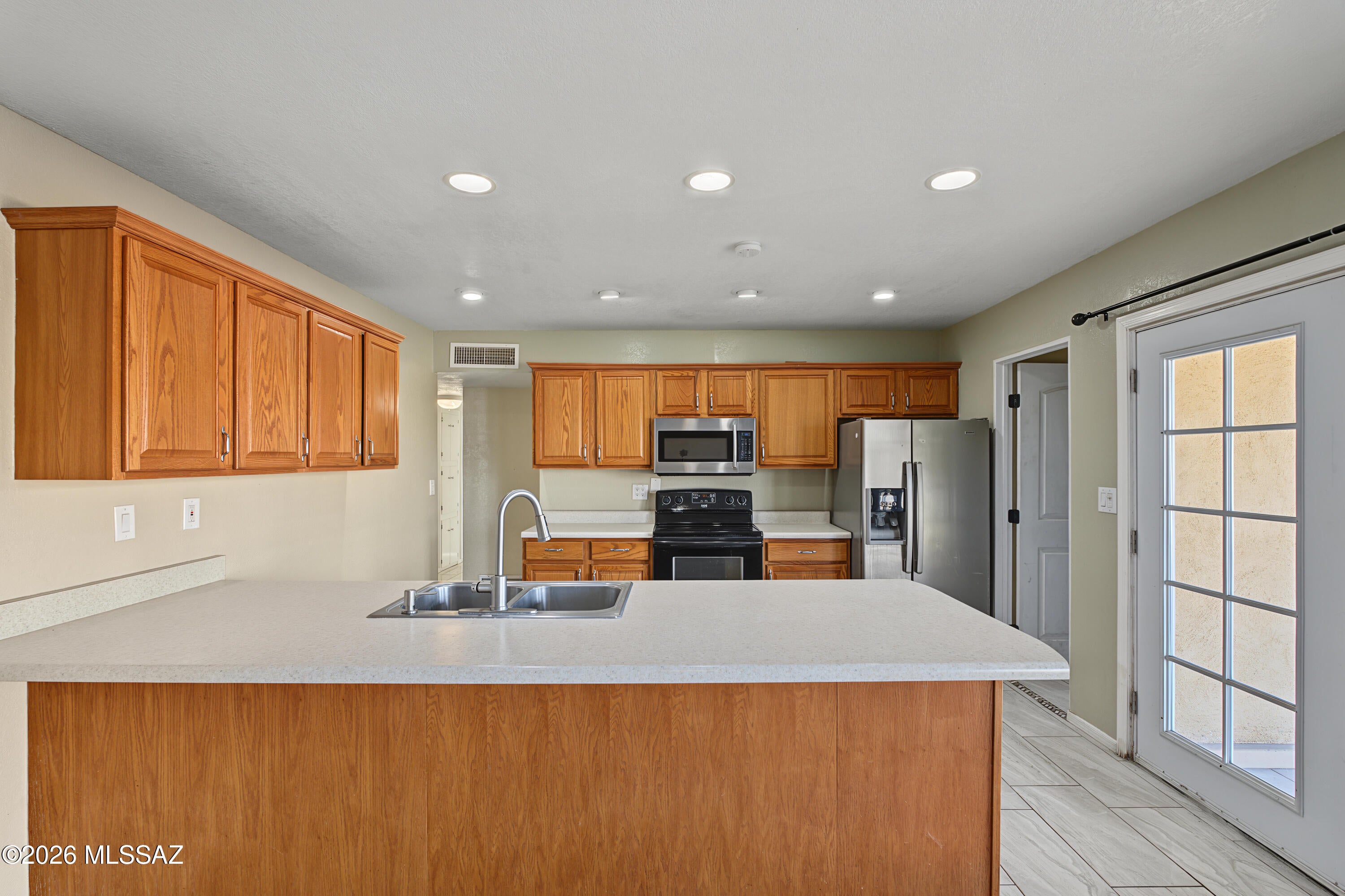 Sherwood Village Terrace (547-571) - Residential