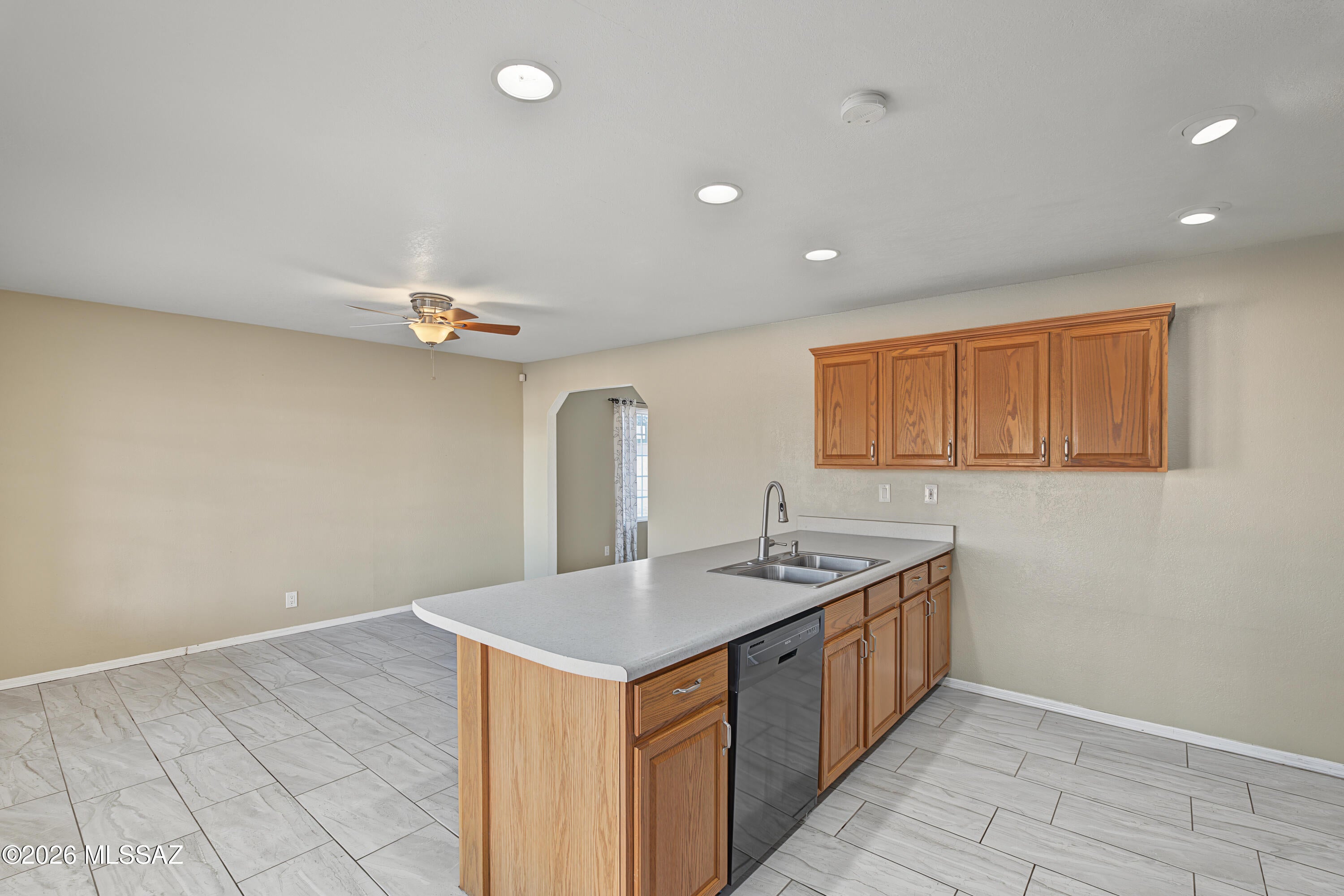 Sherwood Village Terrace (547-571) - Residential