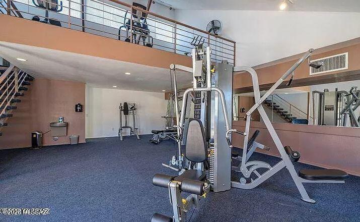Casitas Real Condos. - Residential