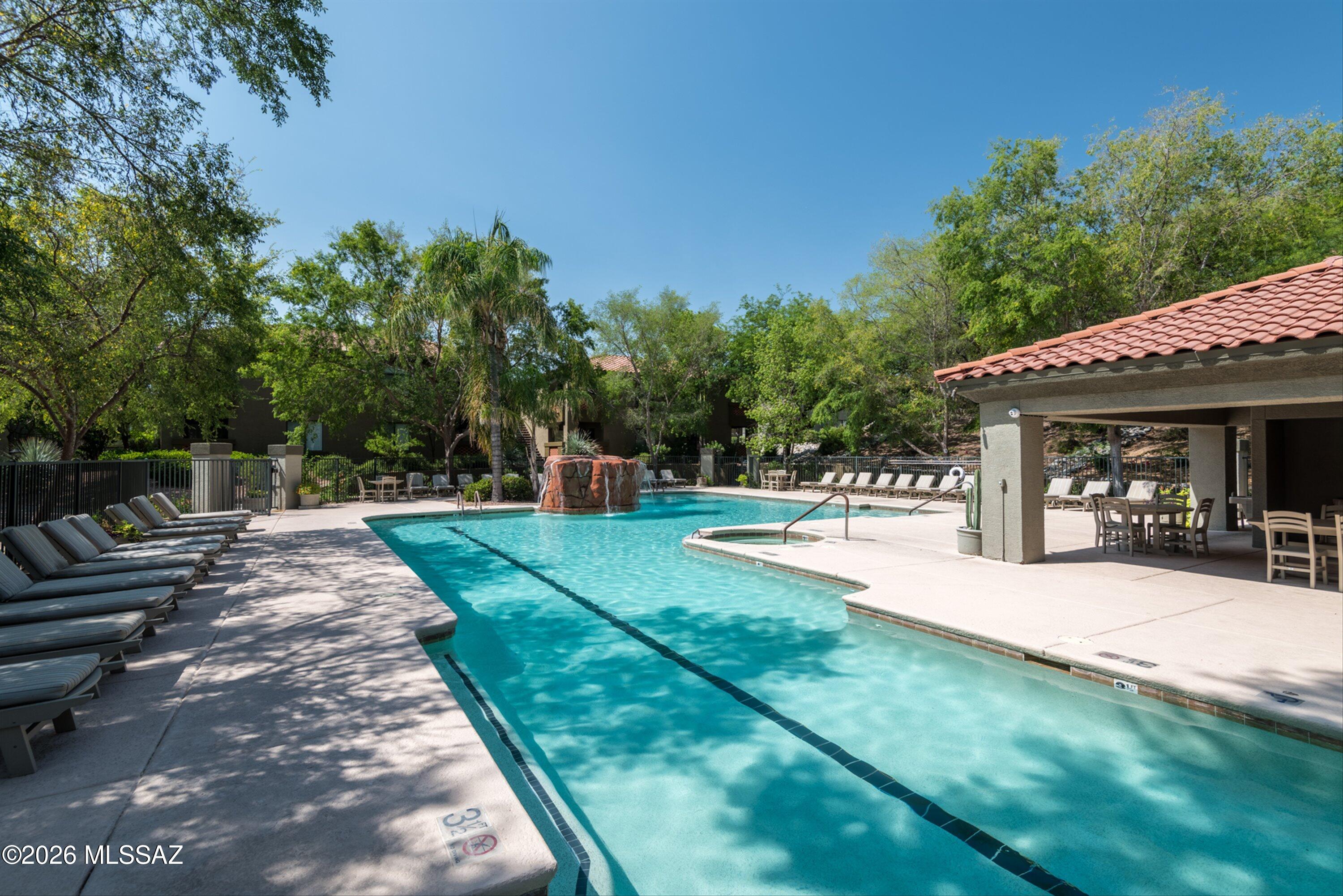 Veranda at Ventana Condominiums - Residential