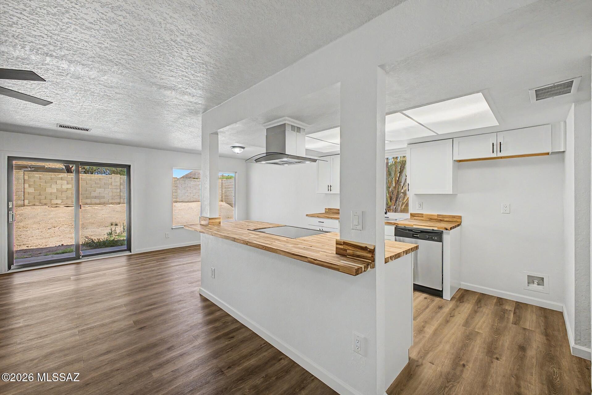 Mission West (1-370) - Residential