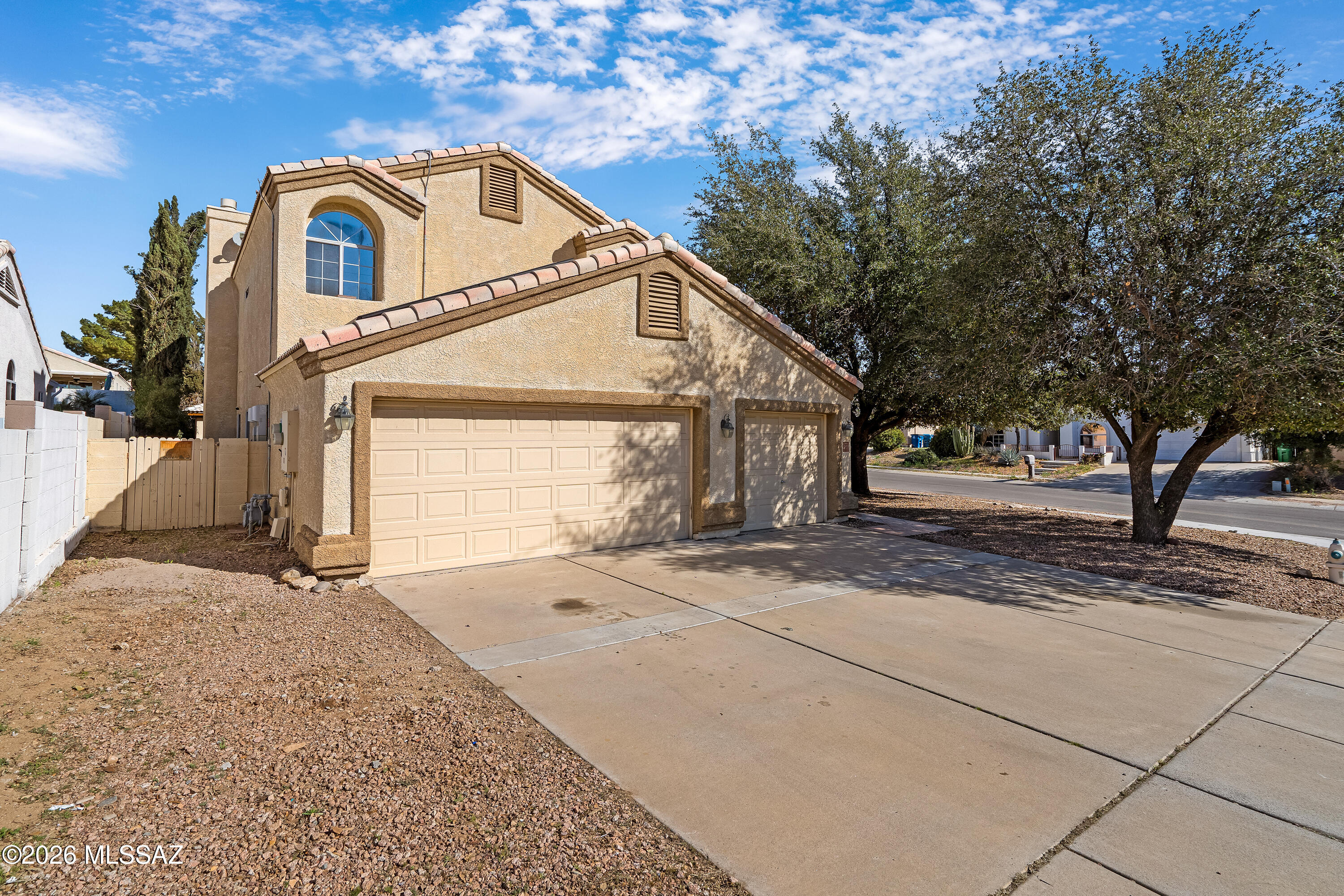 Thornydale Terrace(1-104) - Residential
