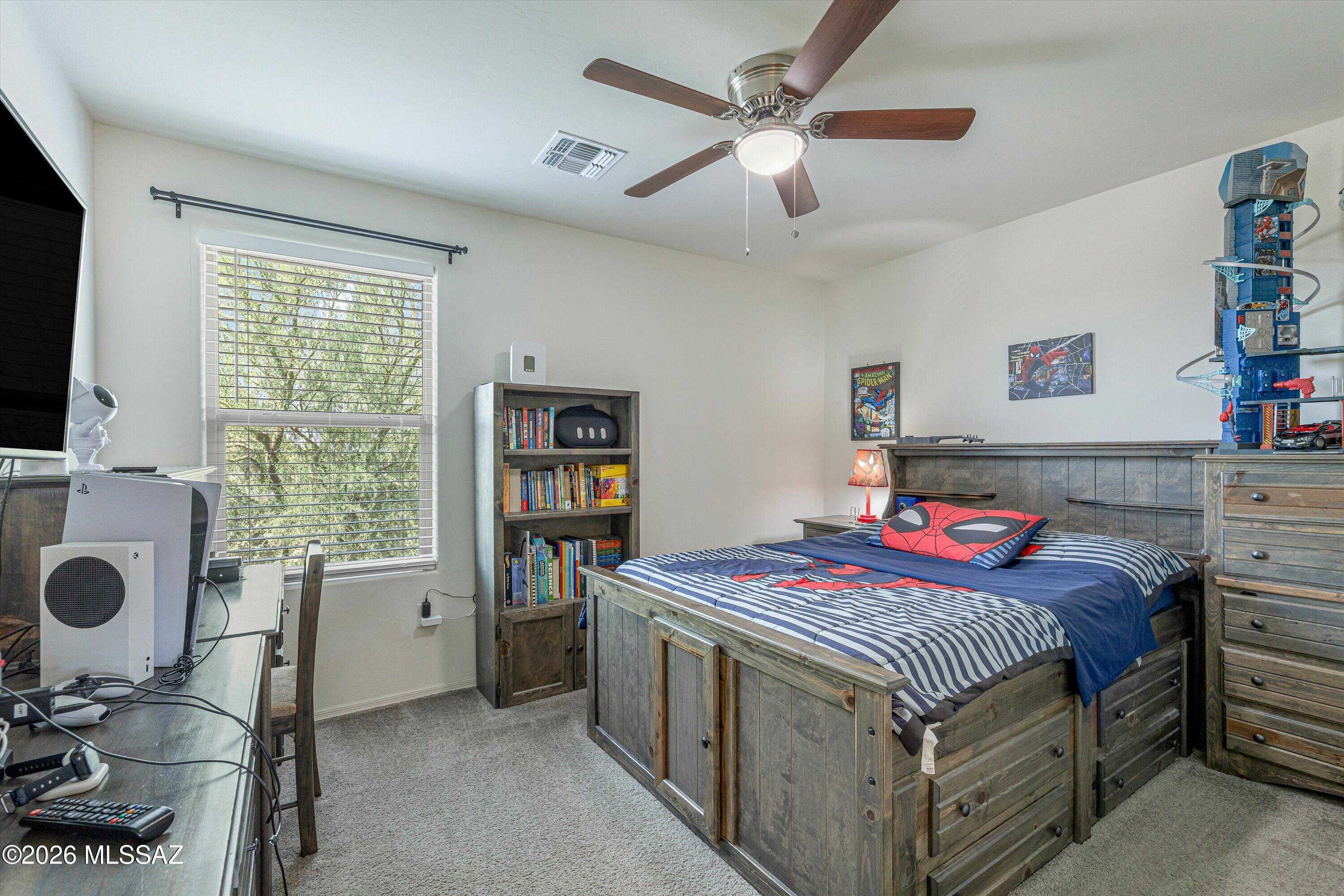 Kinnison Overlook SQ20160890579 - Residential