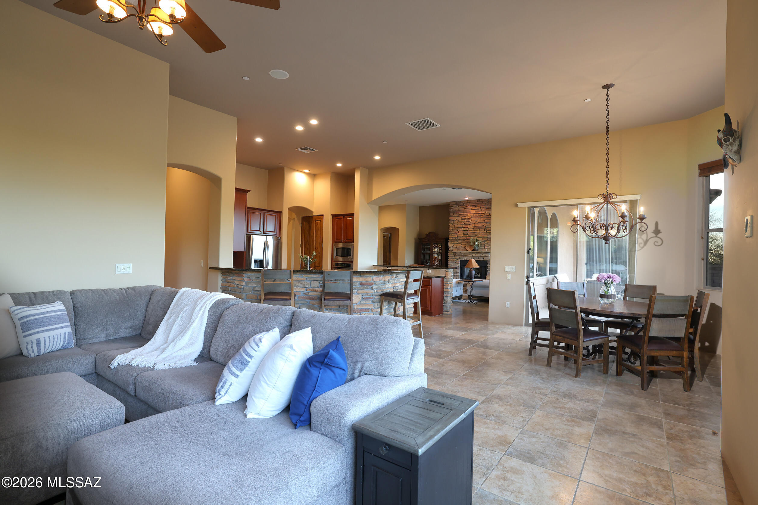 Dos Lagos at Dove Mountain (1-91) - Residential