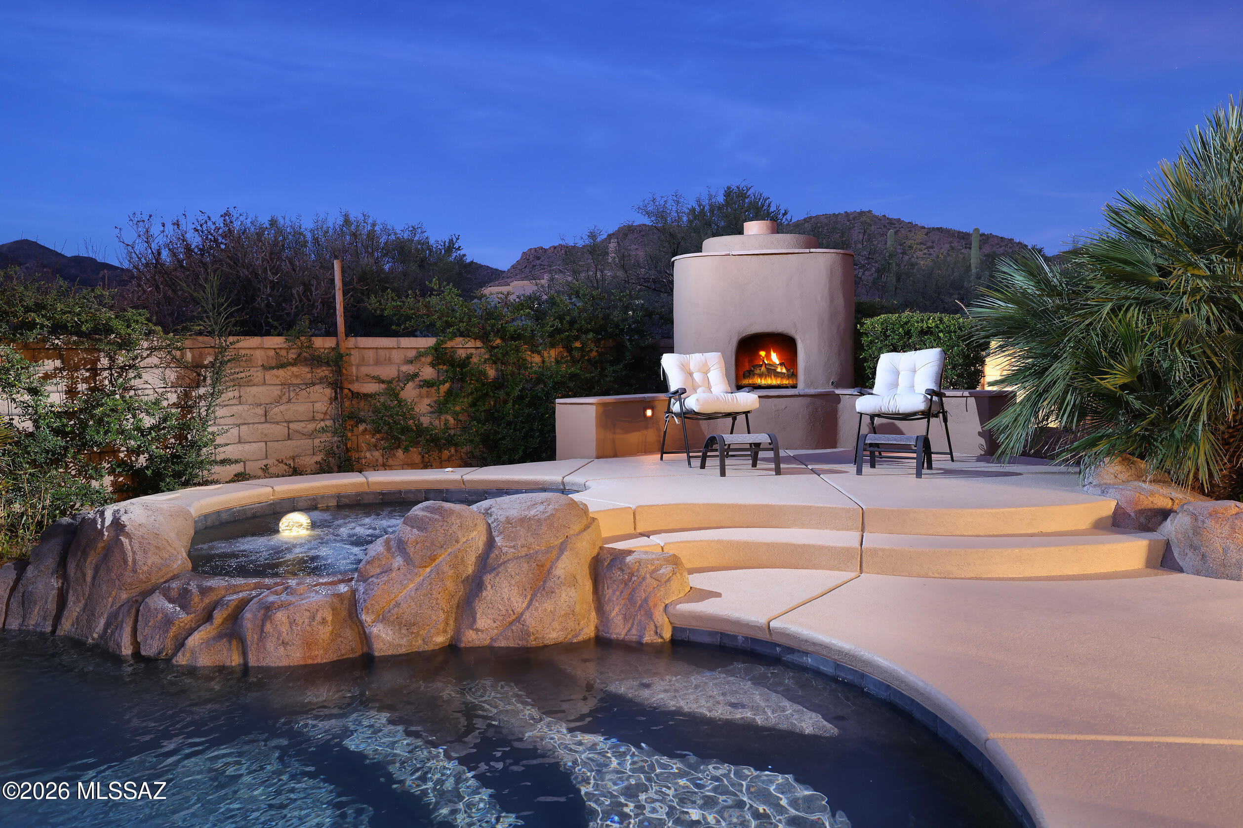 Dos Lagos at Dove Mountain (1-91) - Residential