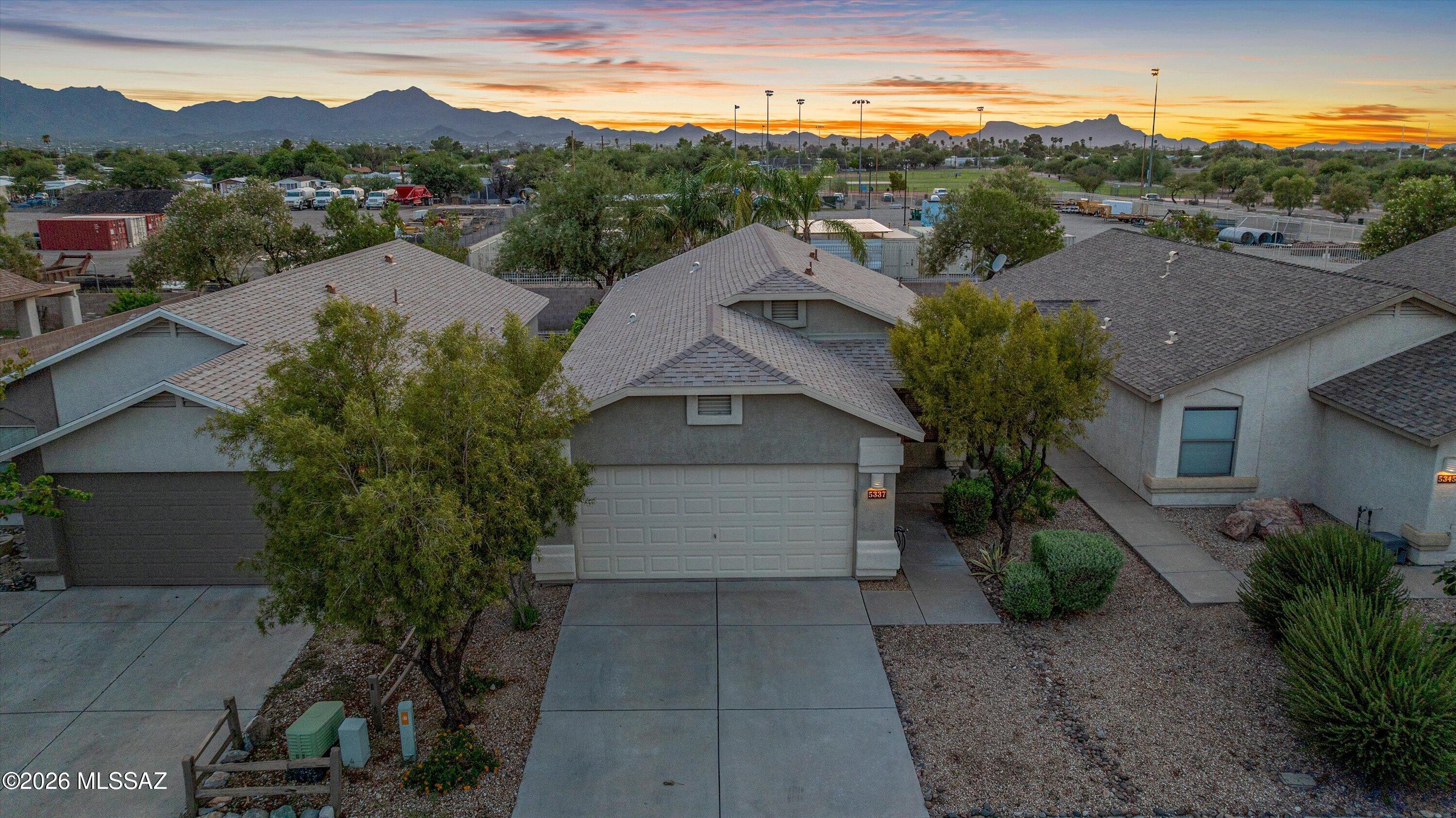 Rillito At La Cholla (1-133) - Residential