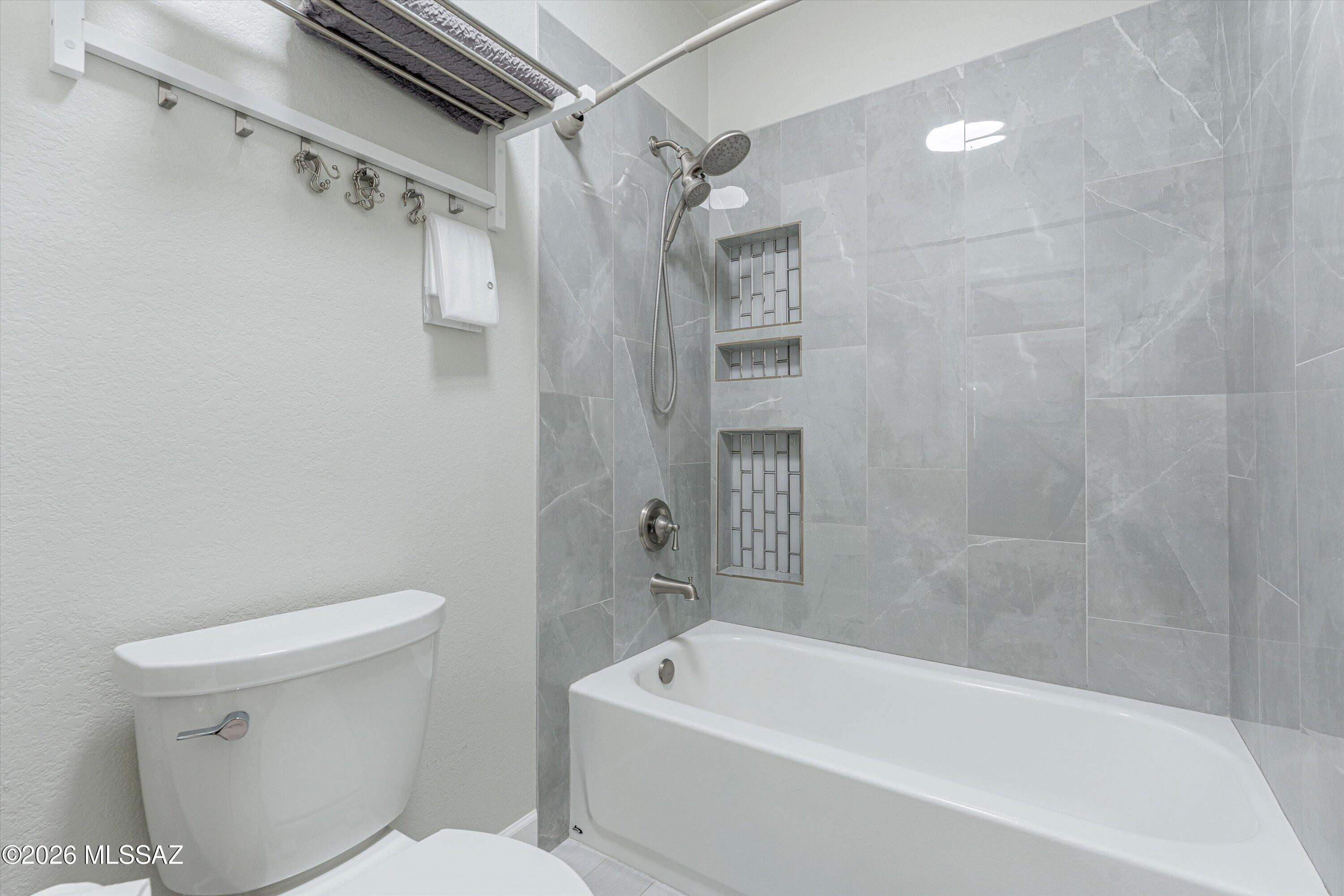 Rillito At La Cholla (1-133) - Residential