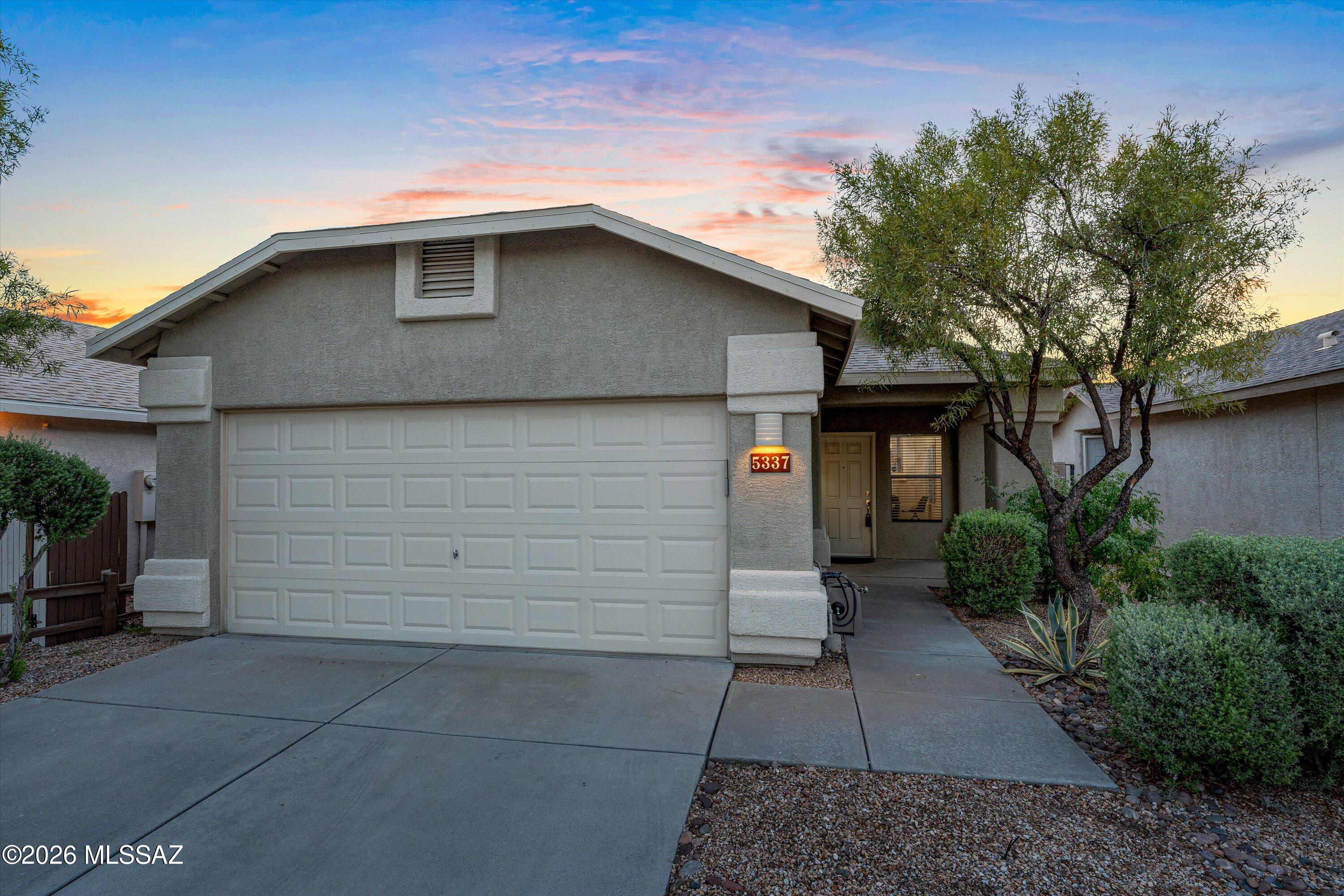 Rillito At La Cholla (1-133) - Residential
