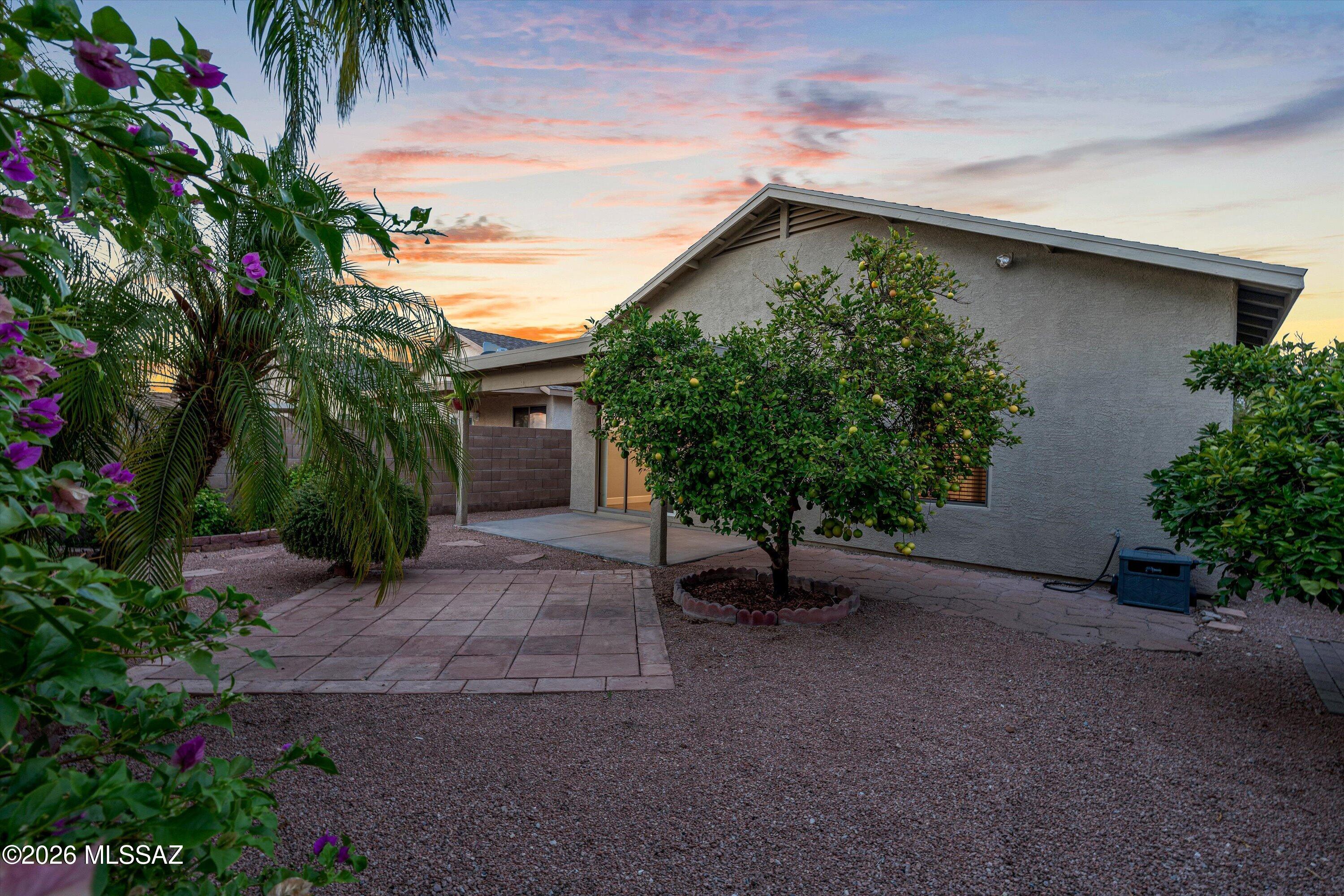 Rillito At La Cholla (1-133) - Residential
