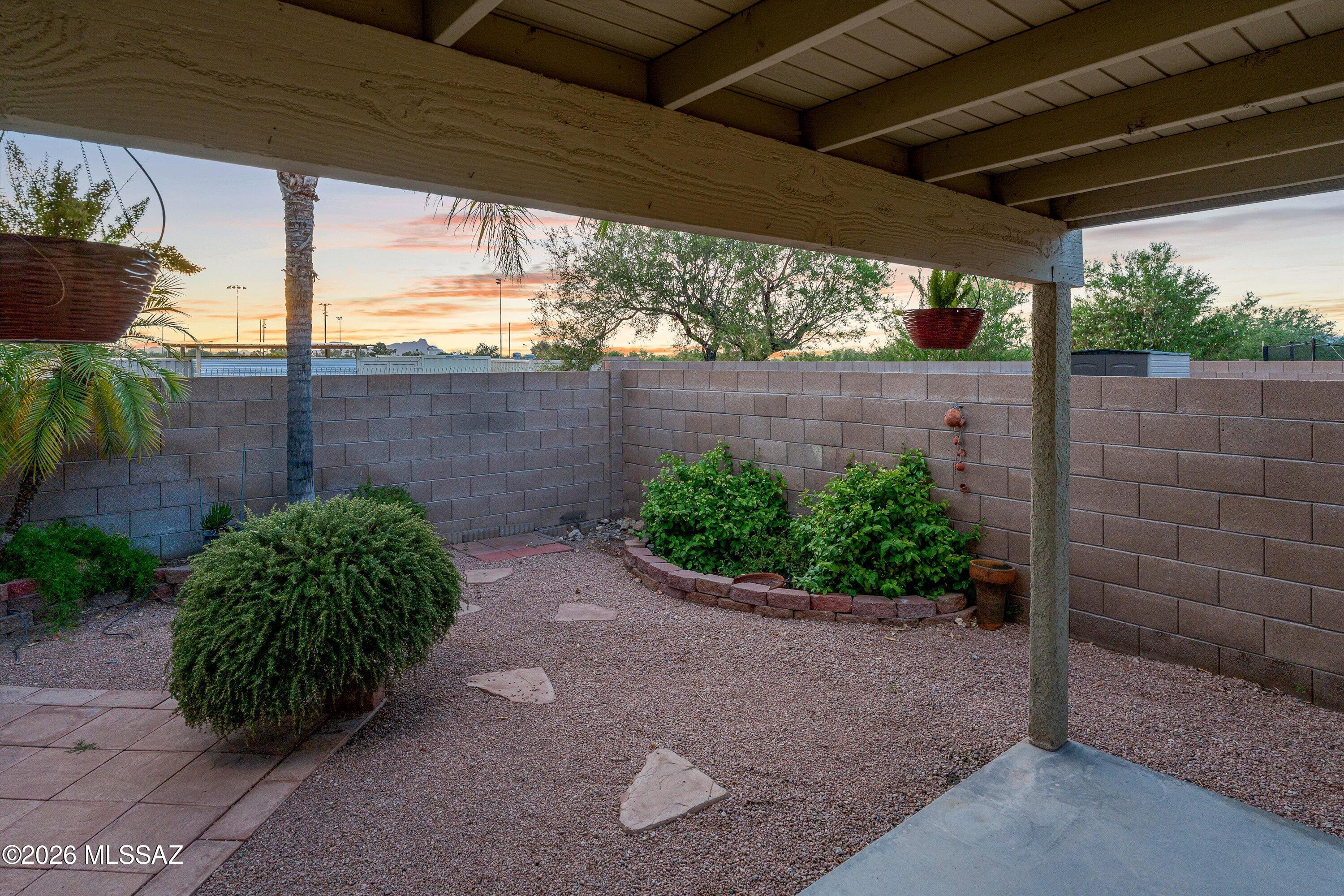Rillito At La Cholla (1-133) - Residential